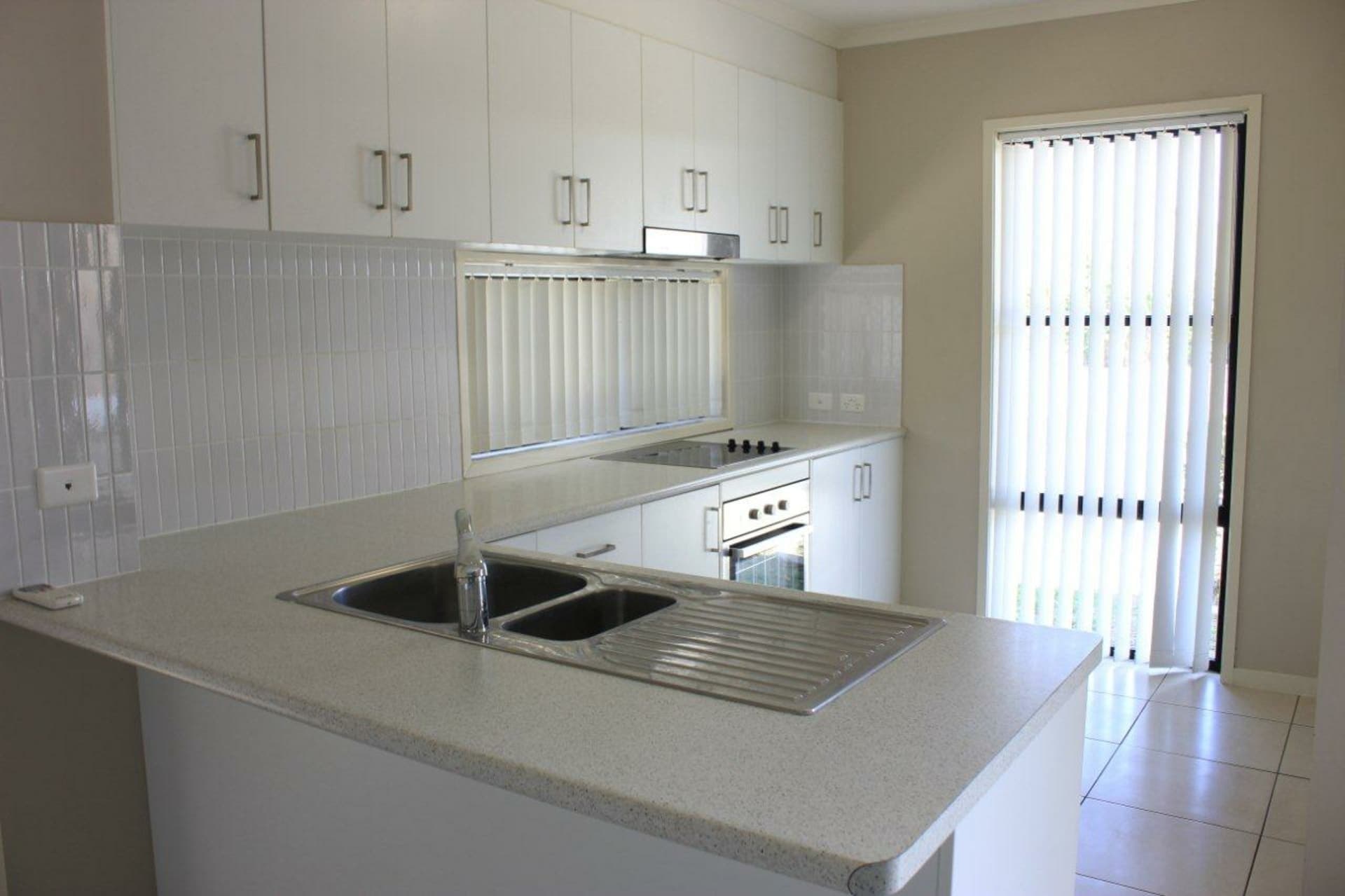 1/7 Bilgola Place Blacks Beach QLD, Blacks Beach - Thumbnail 3