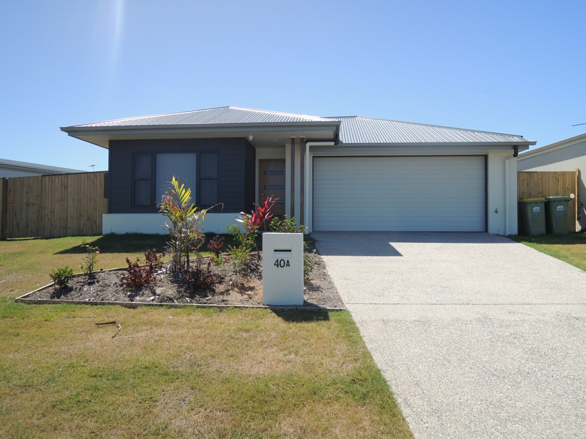 40A Newport Parade Blacks Beach QLD, Blacks Beach - Thumbnail 2