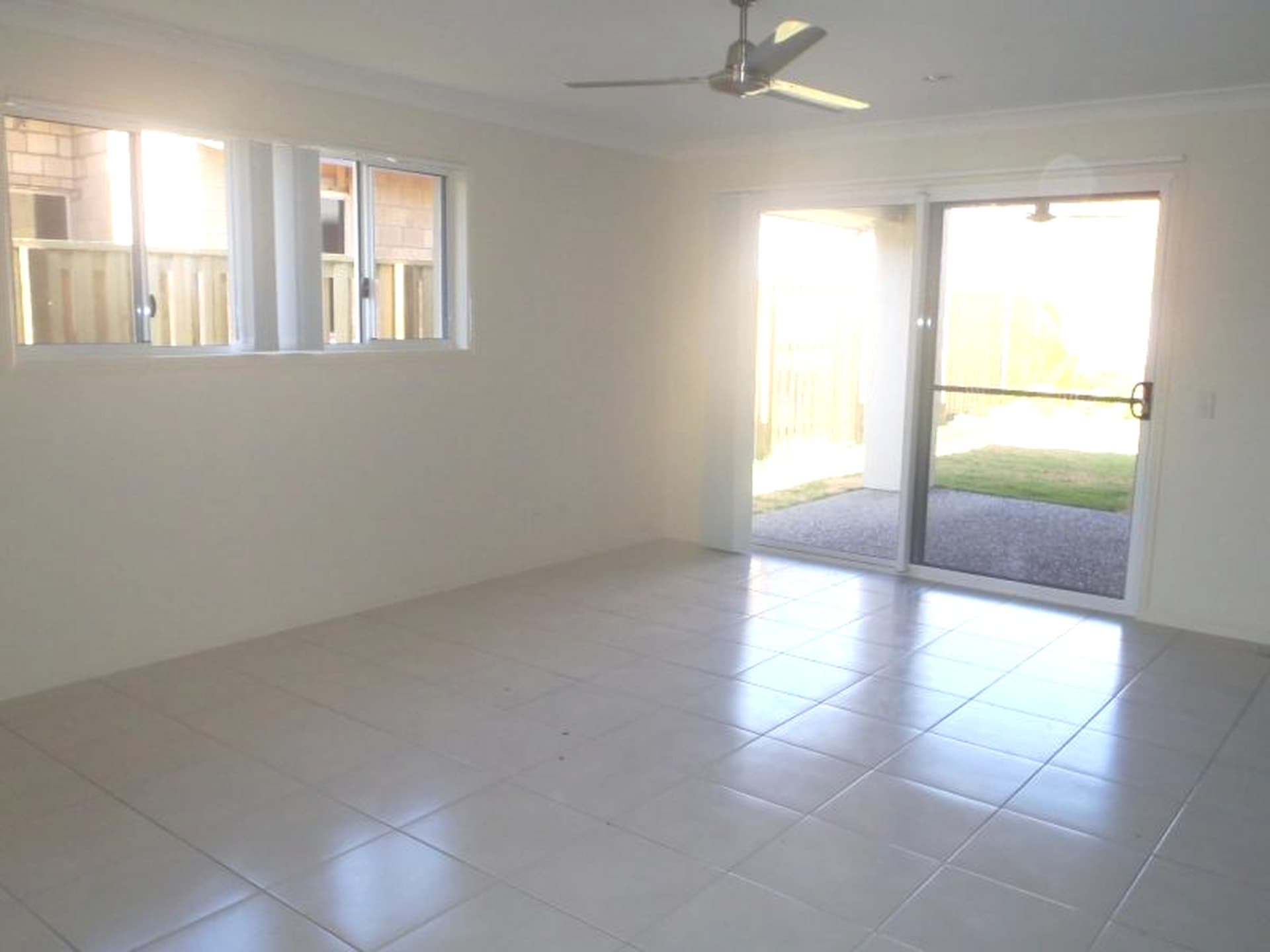 14 Cable Court Blacks Beach QLD, Blacks Beach - Thumbnail 4