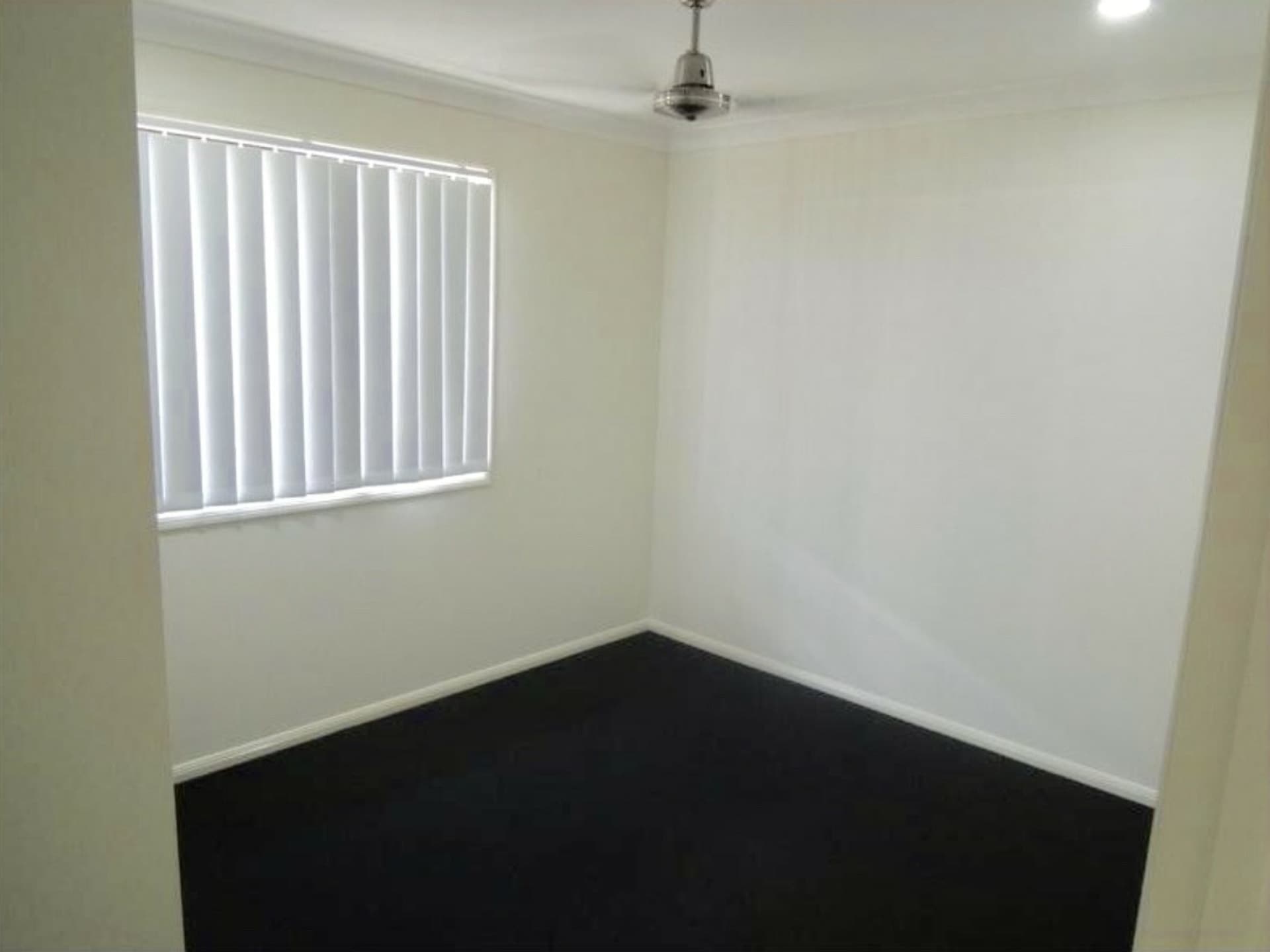 5 Burleigh Court Blacks Beach QLD, Blacks Beach - Thumbnail 5