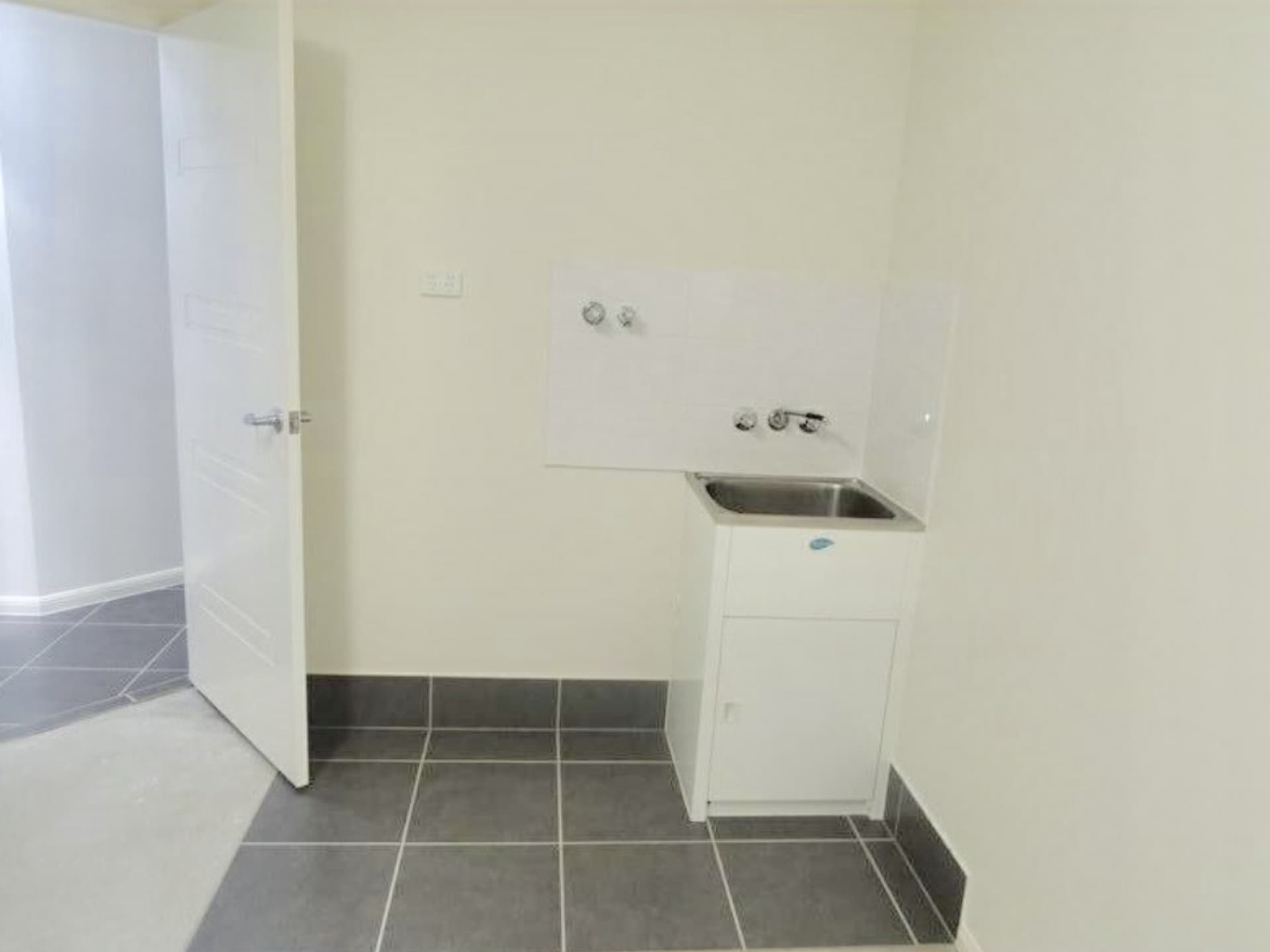 5 Burleigh Court Blacks Beach QLD, Blacks Beach - Thumbnail 8