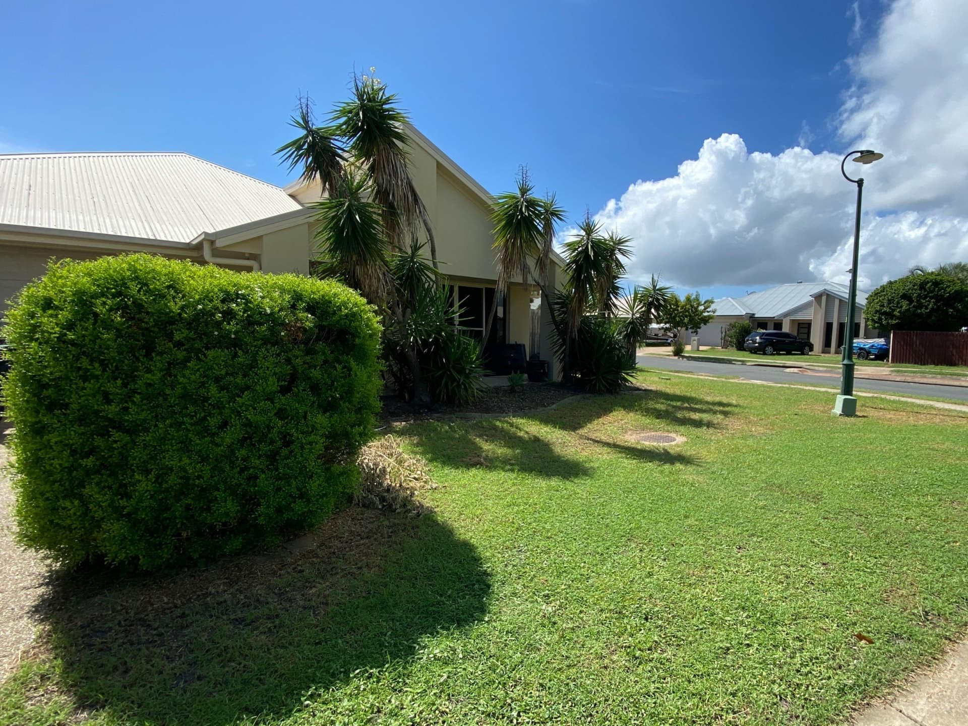 5 Whitehaven Drive Blacks Beach QLD, Blacks Beach - Thumbnail 2