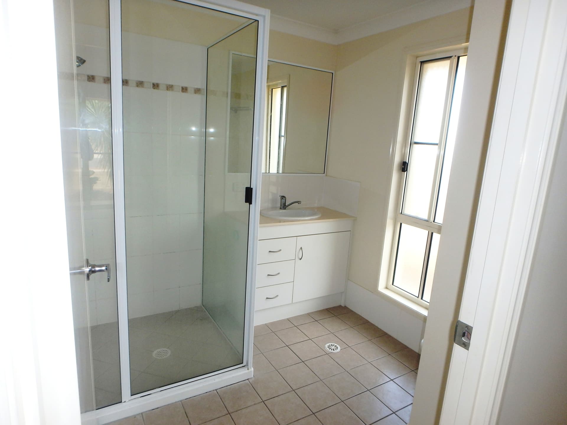 5 Whitehaven Drive Blacks Beach QLD, Blacks Beach - Thumbnail 7