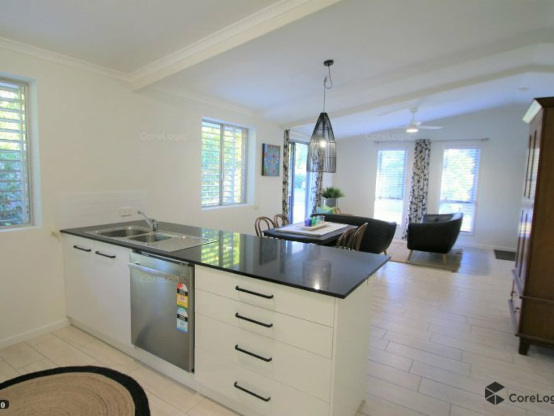 2/15 Cumming Street Bongaree QLD, Bongaree - Thumbnail 2