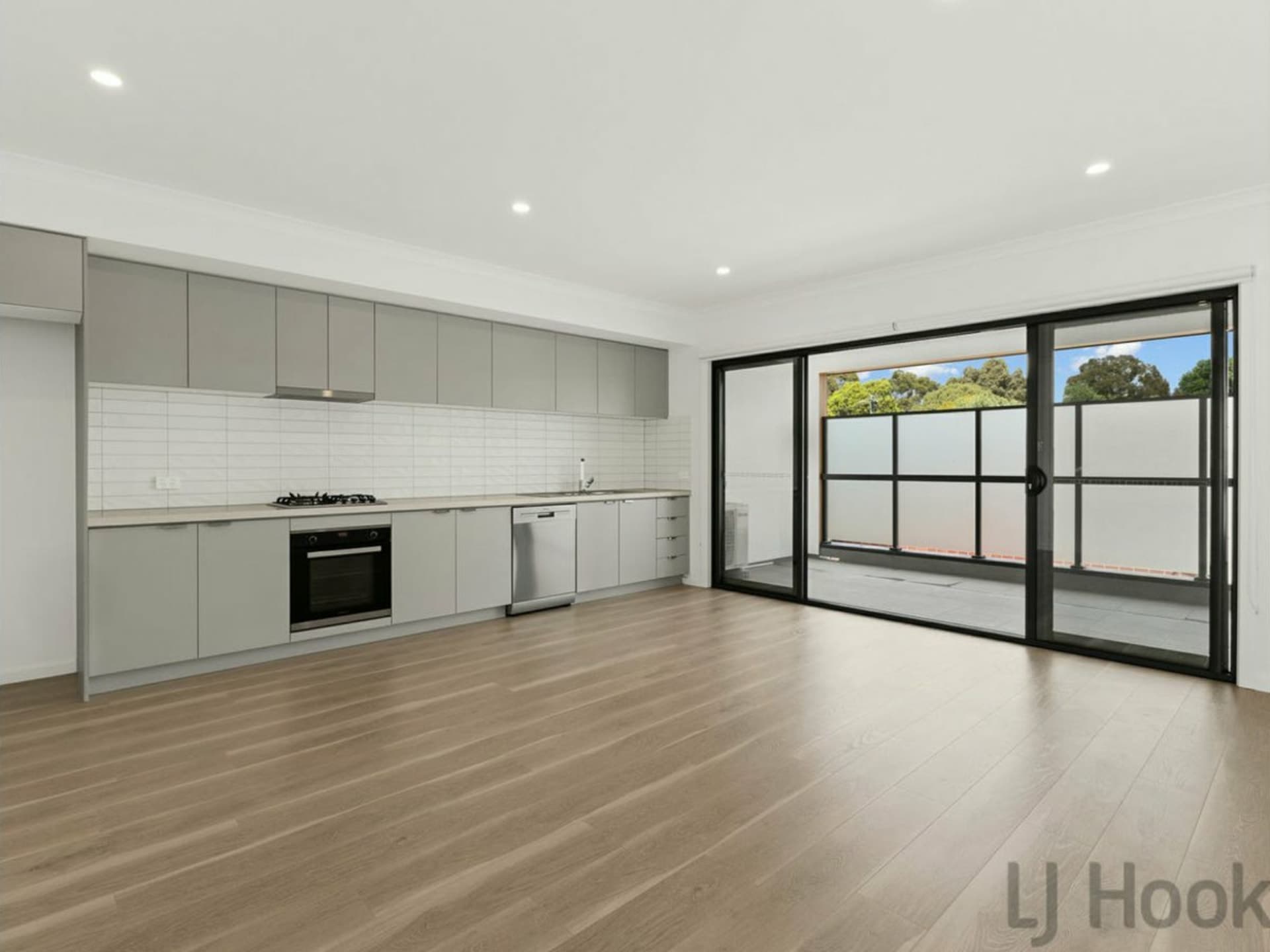 2/19  Allandale Road Boronia VIC, Boronia - Thumbnail 3