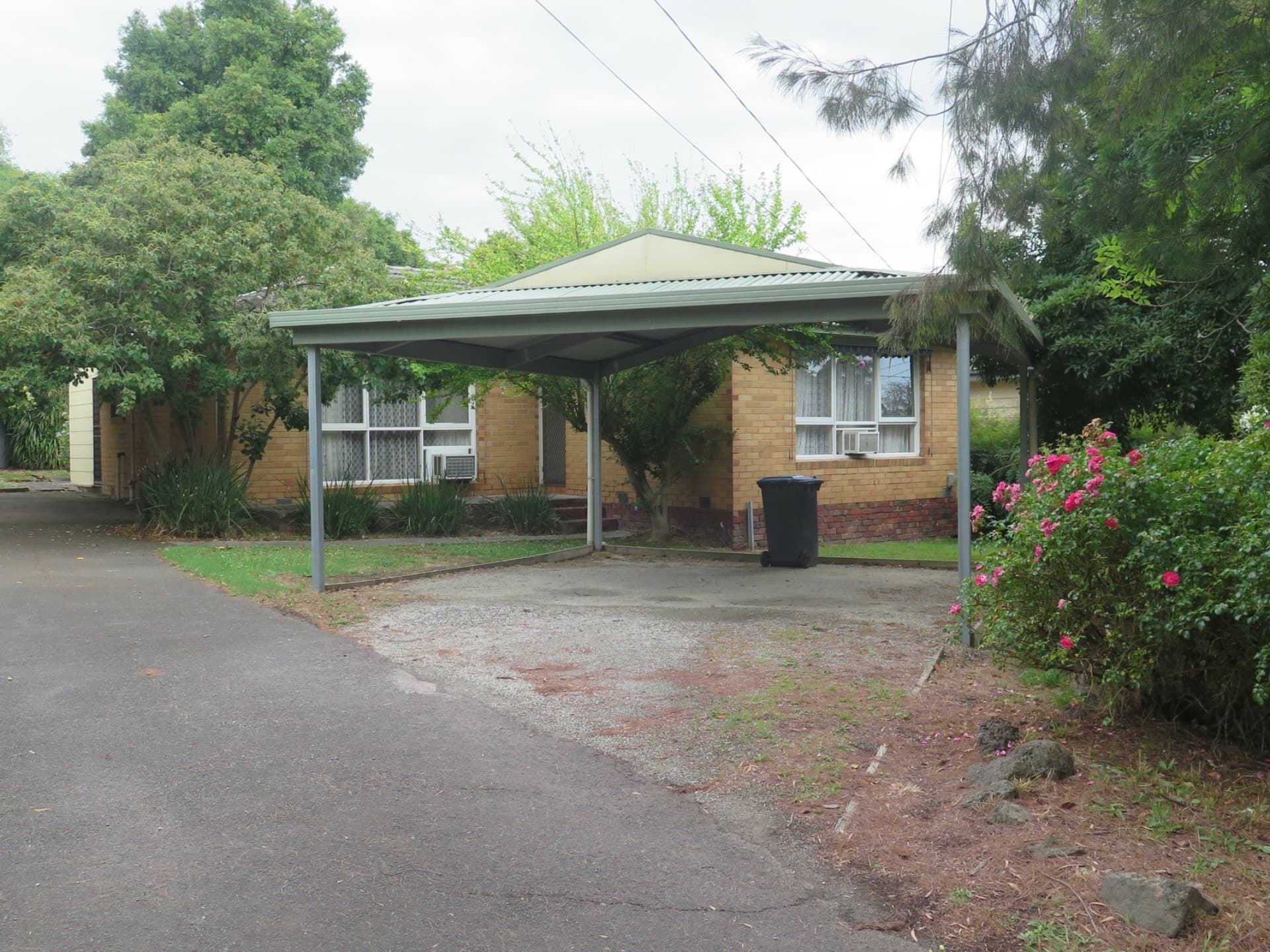 13 Flinders Crescent Boronia VIC, Boronia - Thumbnail 2