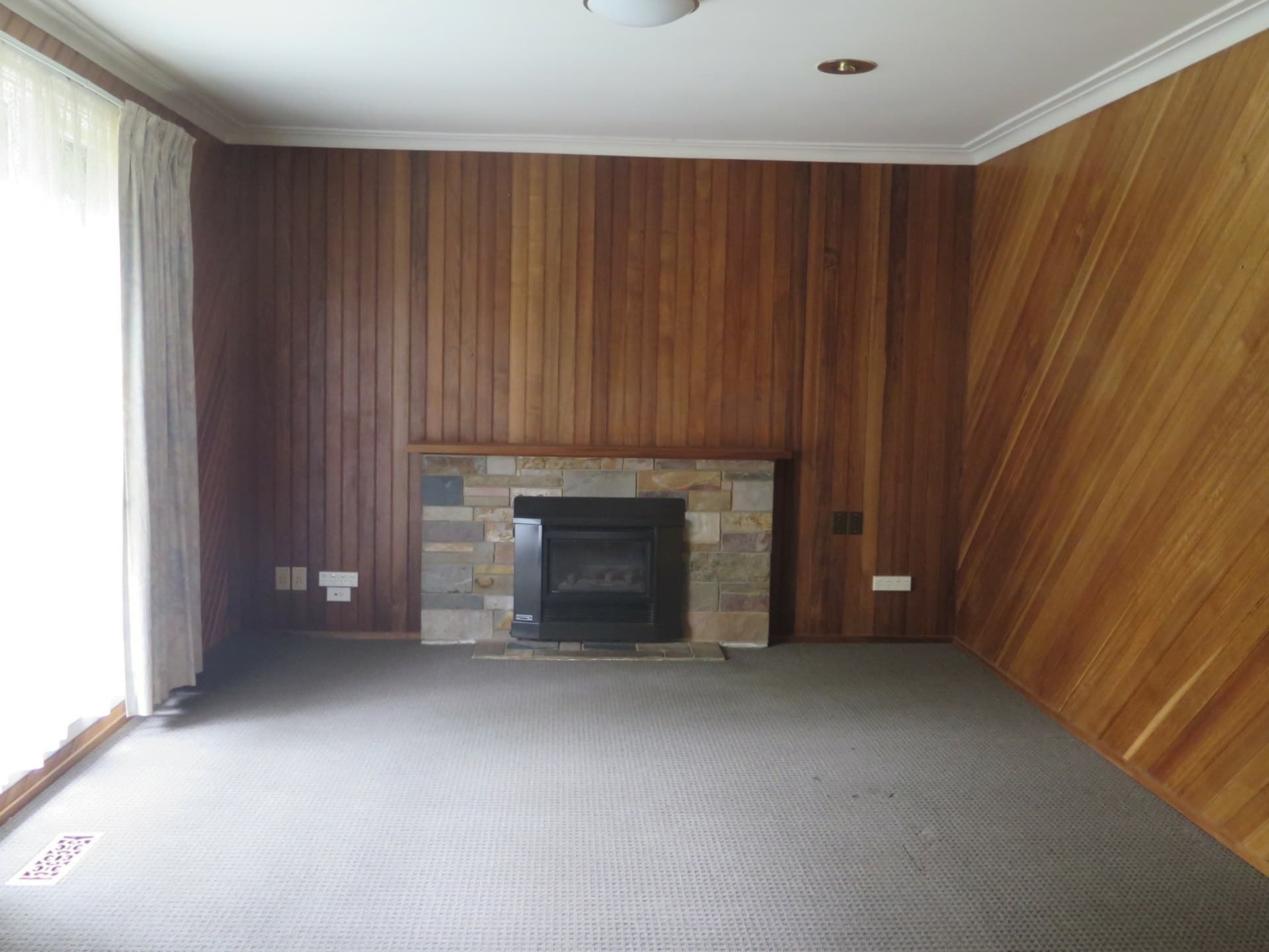 13 Flinders Crescent Boronia VIC, Boronia - Thumbnail 3
