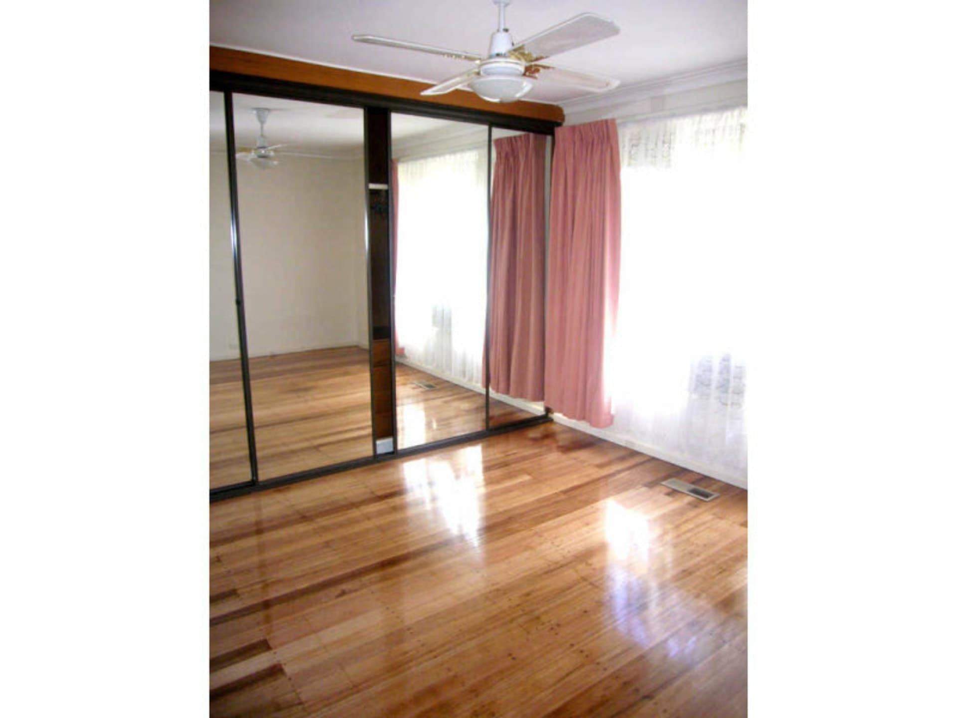 13 Flinders Crescent Boronia VIC, Boronia - Thumbnail 7