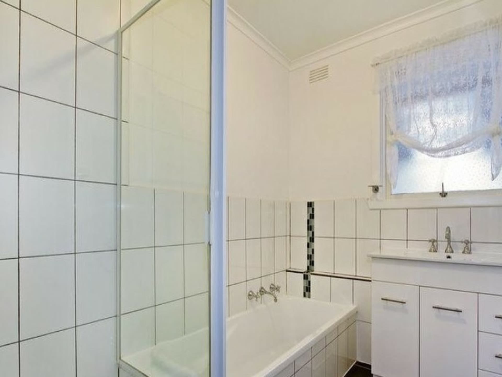 27 Charlotte Road Boronia VIC, Boronia - Thumbnail 5