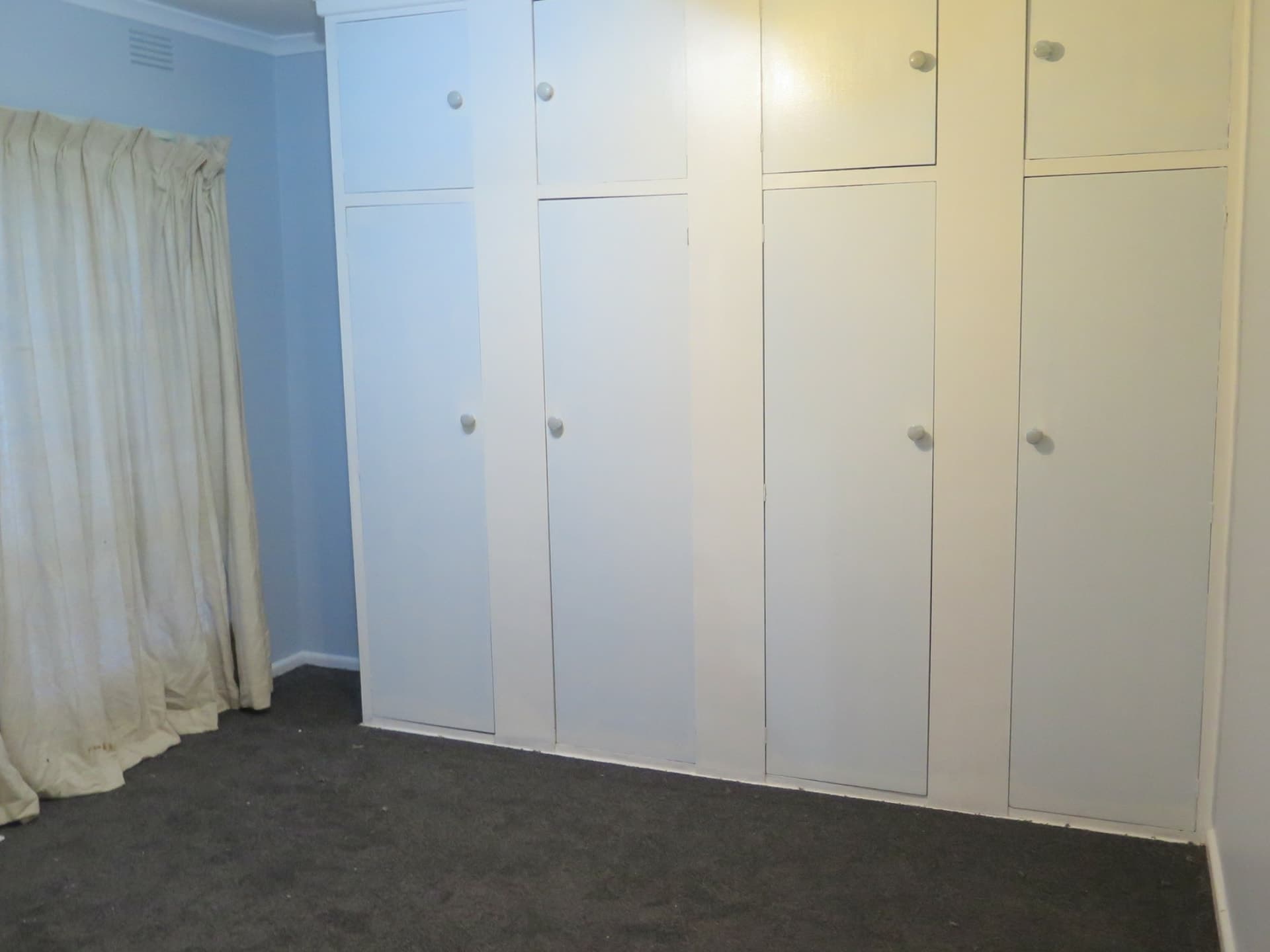 27 Royalden Close Boronia VIC, Boronia - Thumbnail 4