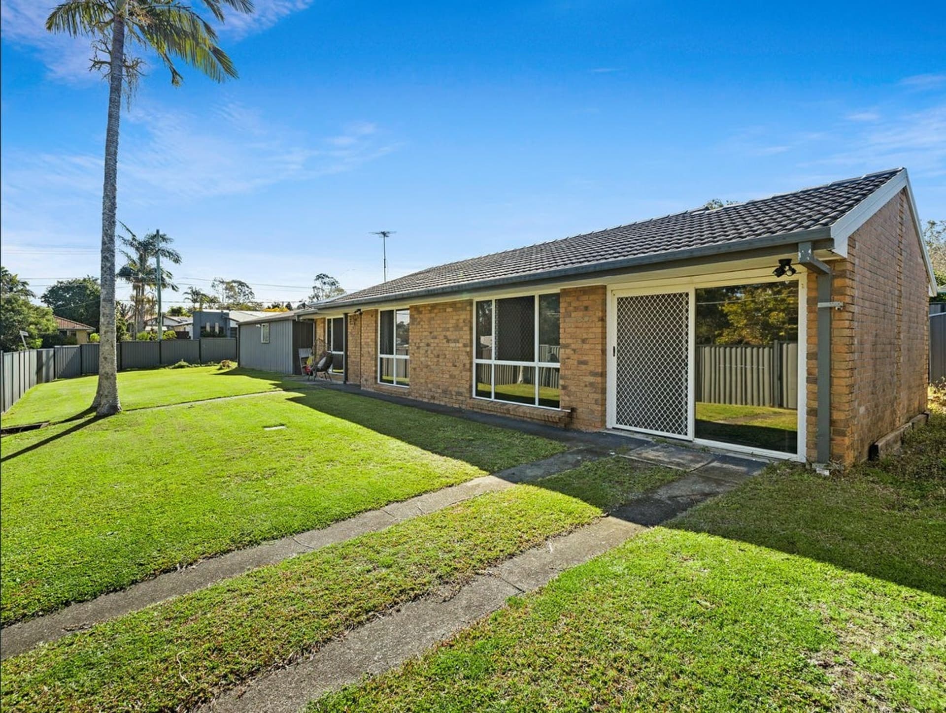 2 Cambridge street Boronia Heights QLD, Boronia Heights - Thumbnail 2