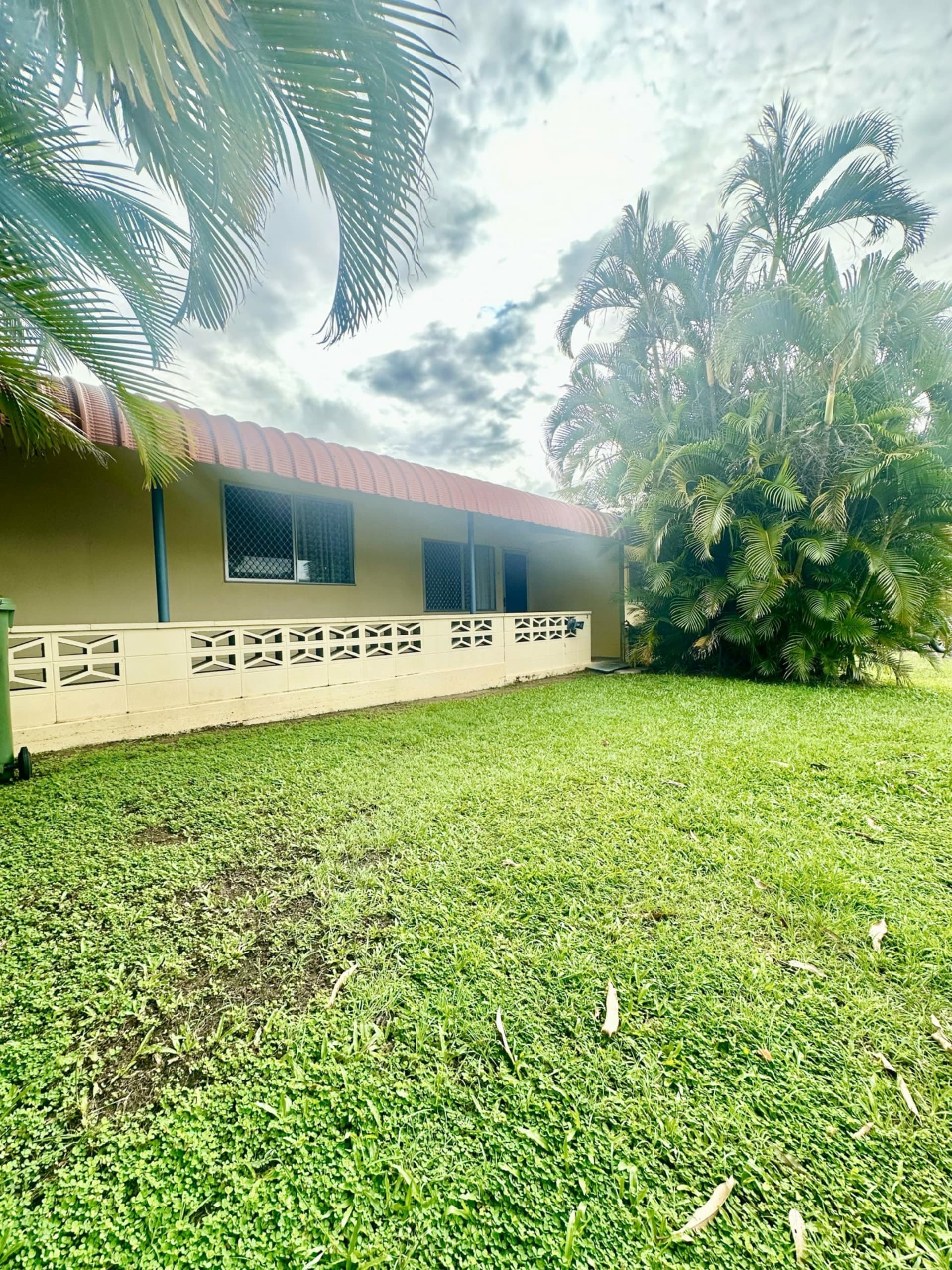 Unit 2/57 Livingstone Street, Bowen, Bowen - Thumbnail 2