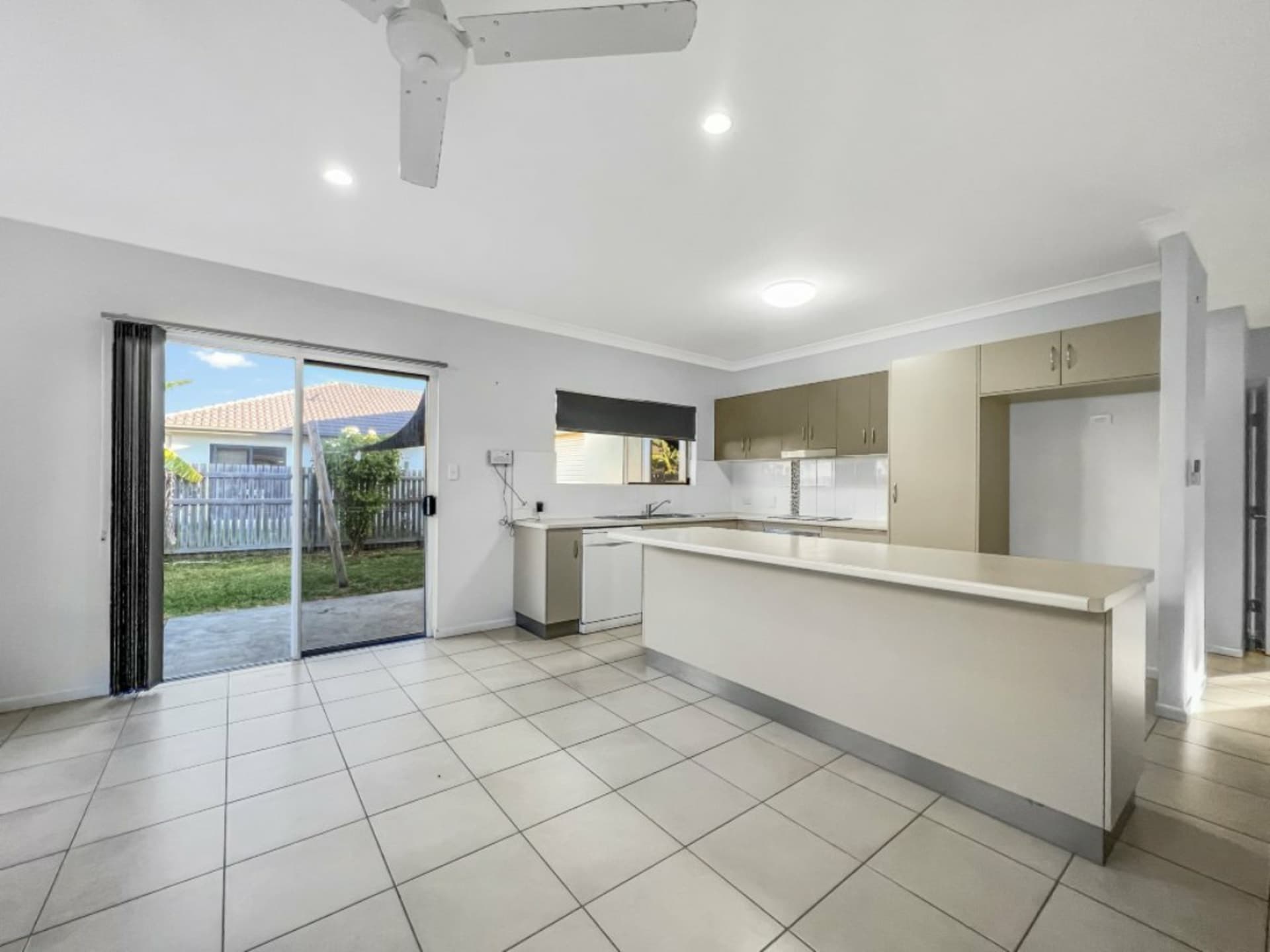 38 Seabreeze Crescent Bowen QLD, Bowen - Thumbnail 8