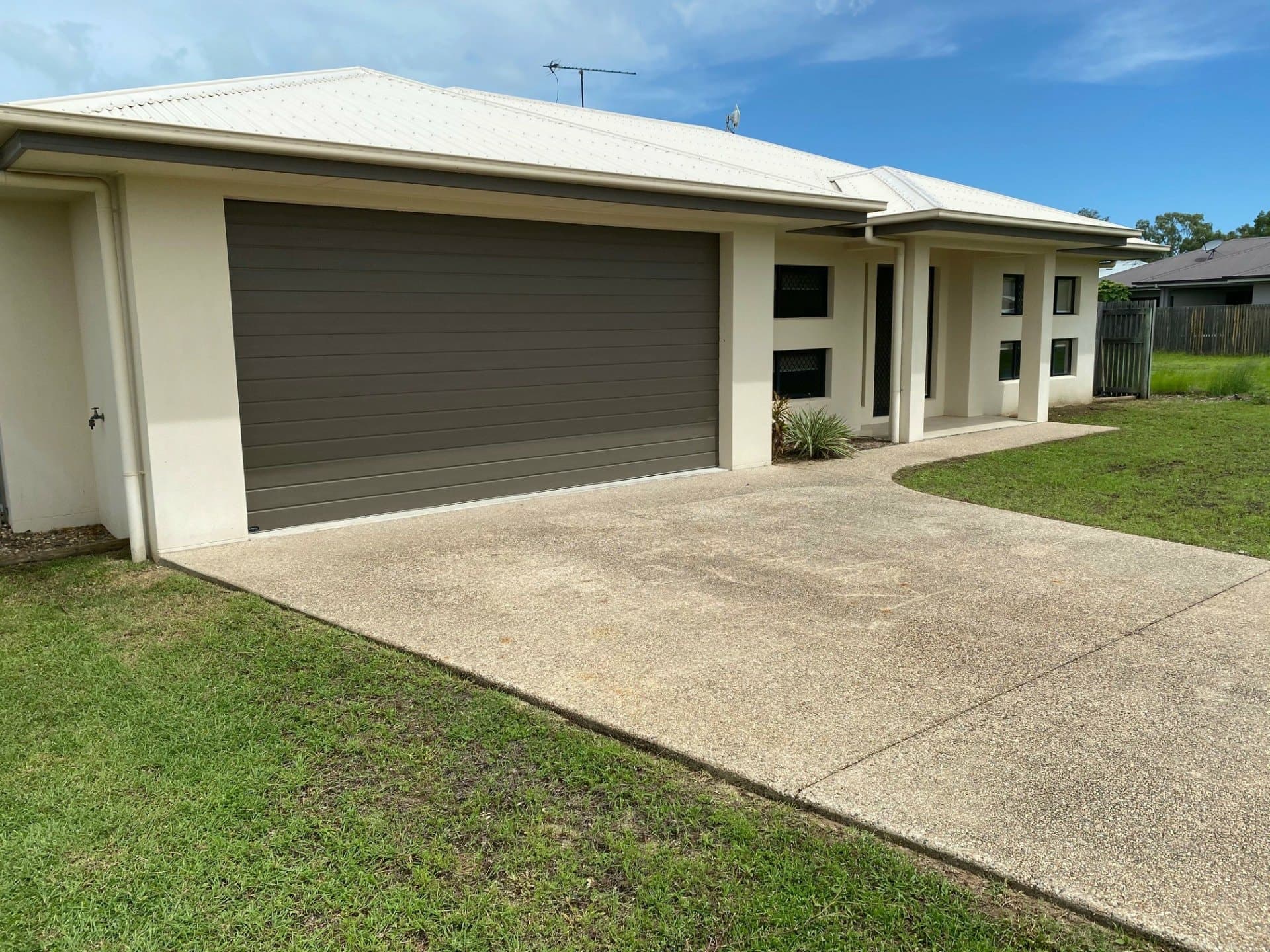 8 Cowrie Street Bowen QLD, Bowen - Thumbnail 2