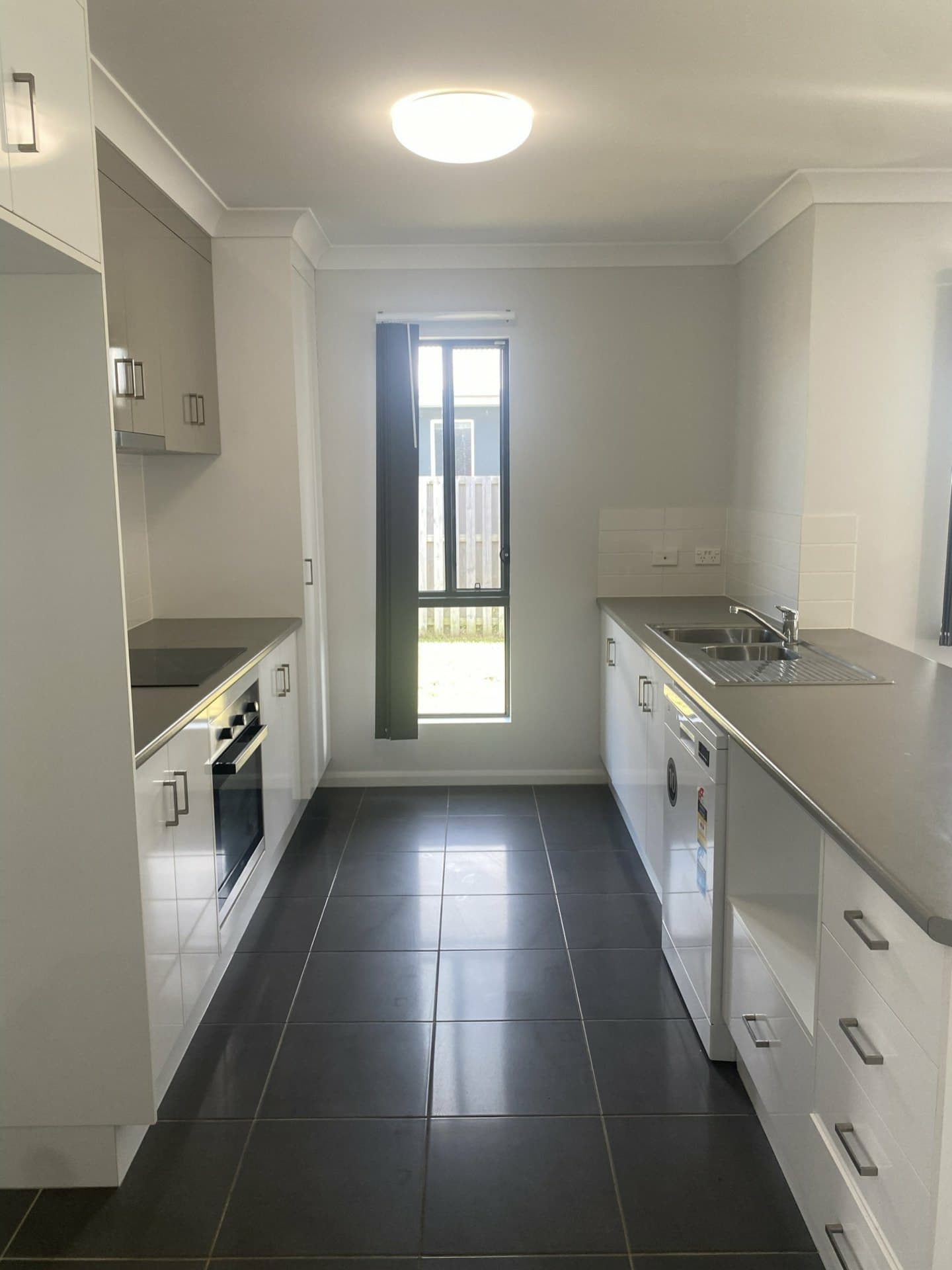 12 Hamilton Street Bowen QLD, Bowen - Thumbnail 2
