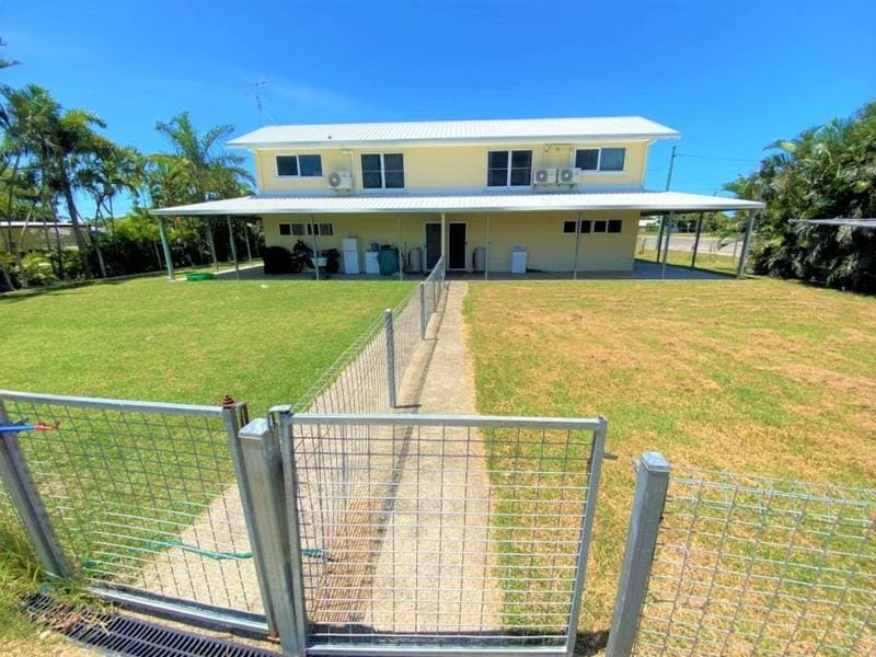 Unit 1/17 Leichhardt Street, Bowen, Bowen - Thumbnail 2