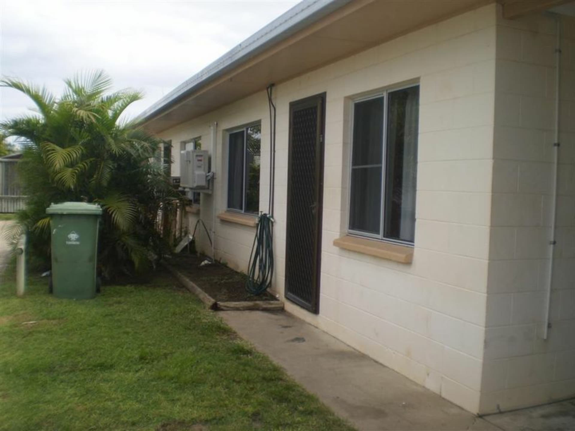 2/89 Powell Street Bowen QLD, Bowen - Image 1