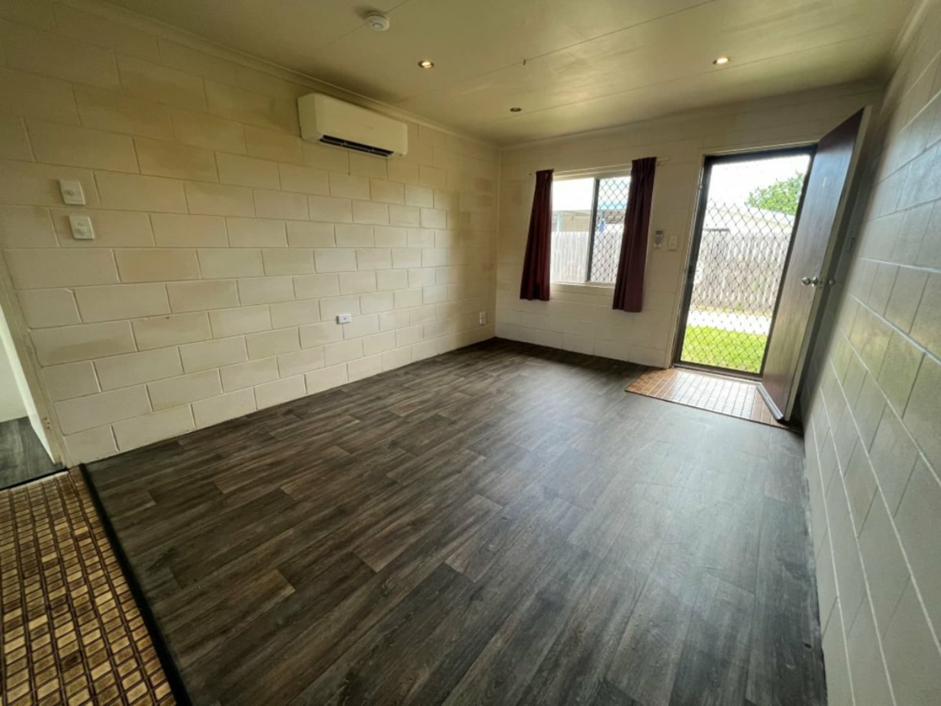 2/89 Powell Street Bowen QLD, Bowen - Thumbnail 7