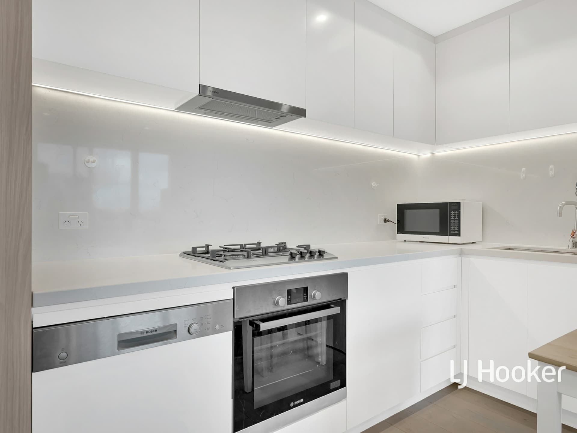 606/15 Irving Avenue Box Hill VIC, Box Hill - Thumbnail 4