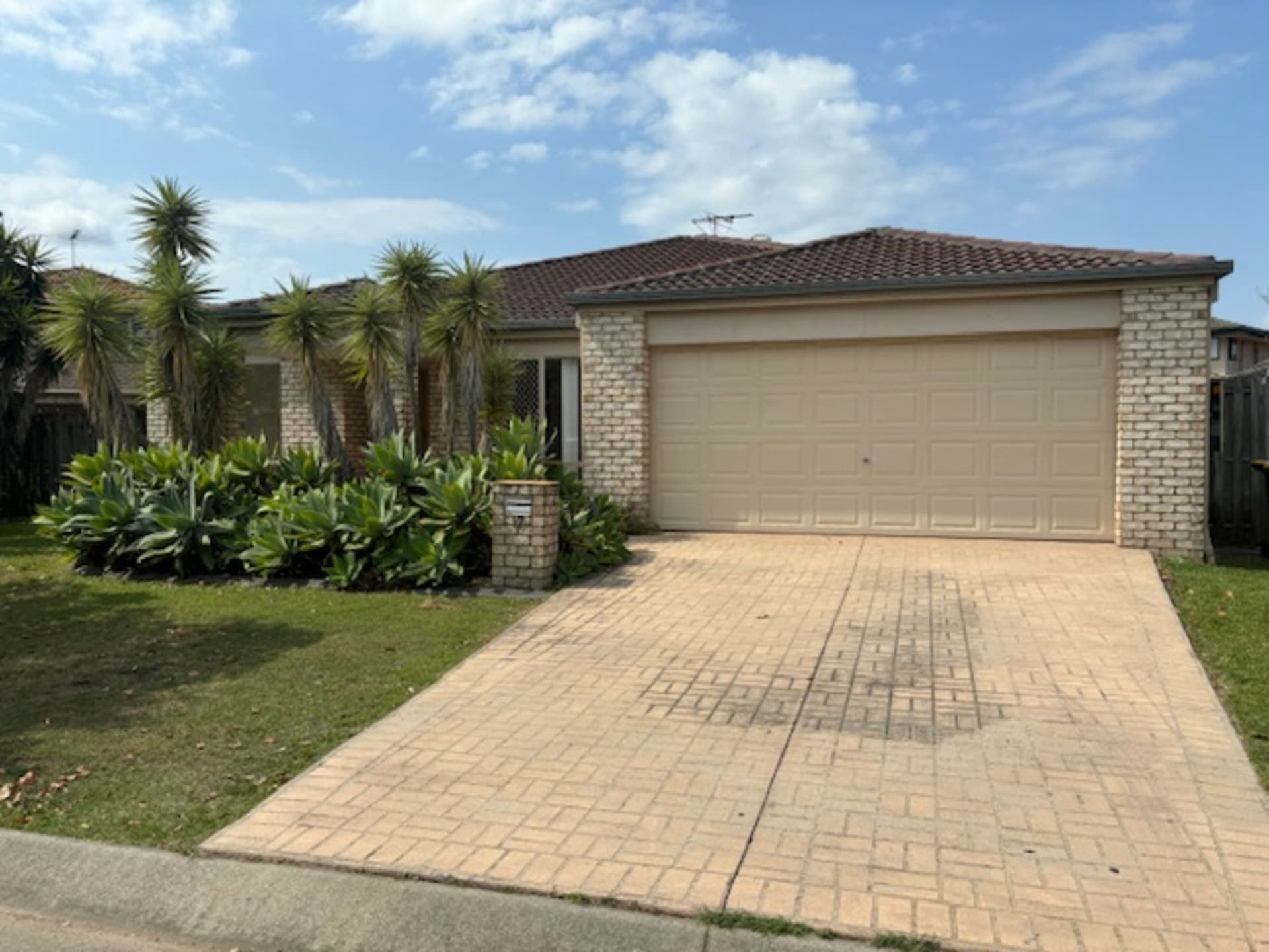 17 Village Way Bracken Ridge QLD, Bracken Ridge - Image 1
