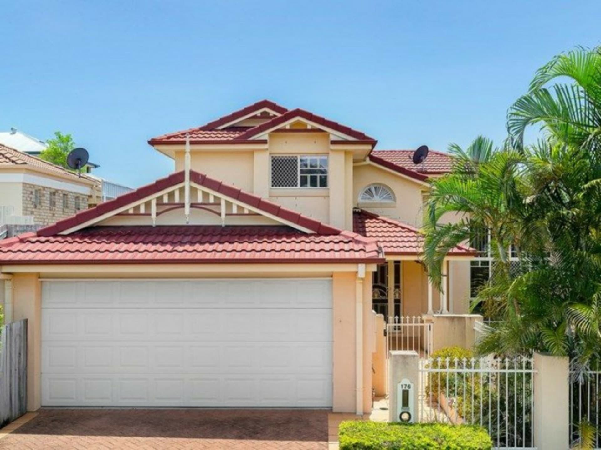 176 Galaxy Street Bridgeman Downs QLD, Bridgeman Downs - Image 1