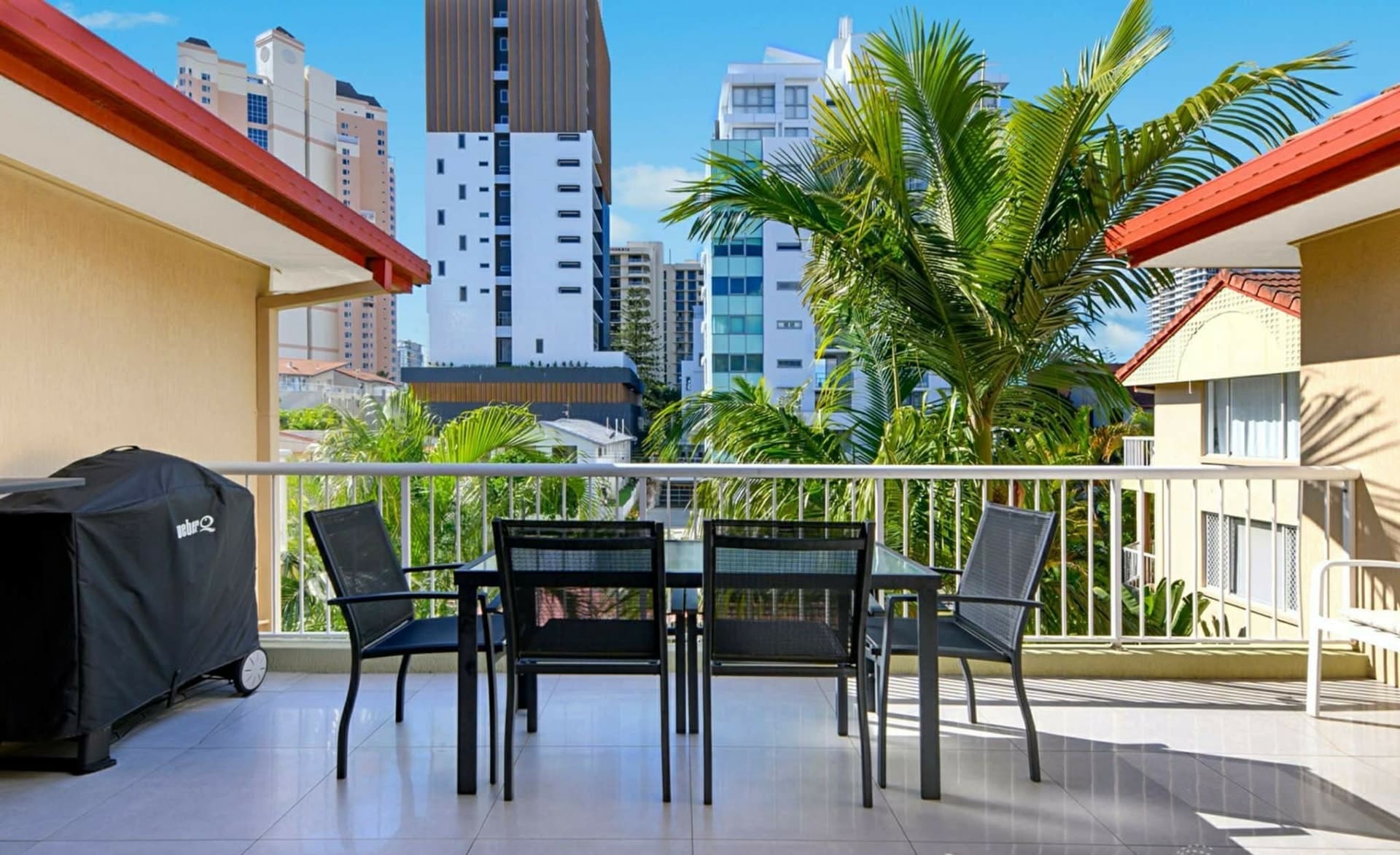 16/16 Jubilee Avenue Broadbeach QLD, Broadbeach - Thumbnail 2