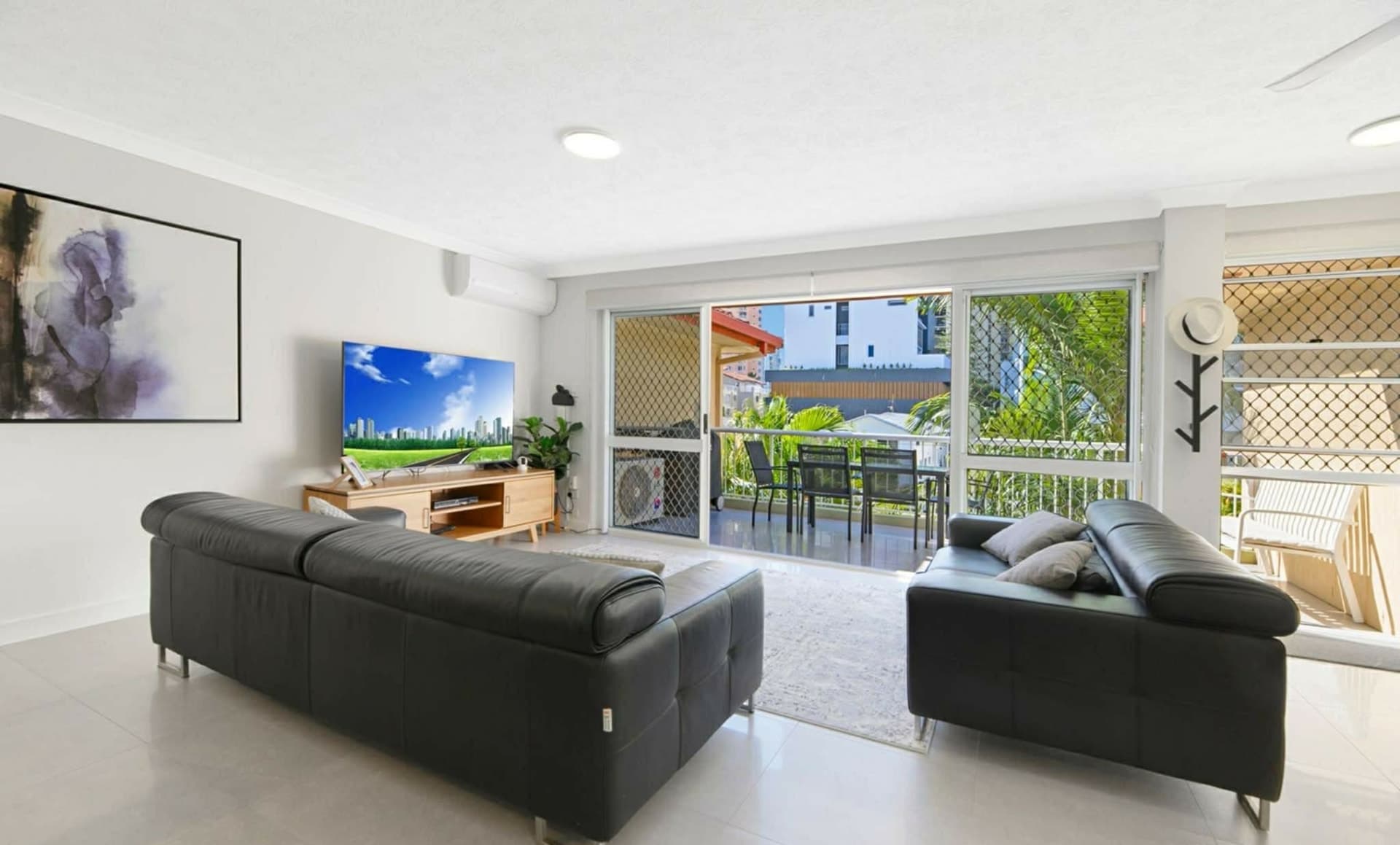 16/16 Jubilee Avenue Broadbeach QLD, Broadbeach - Thumbnail 4