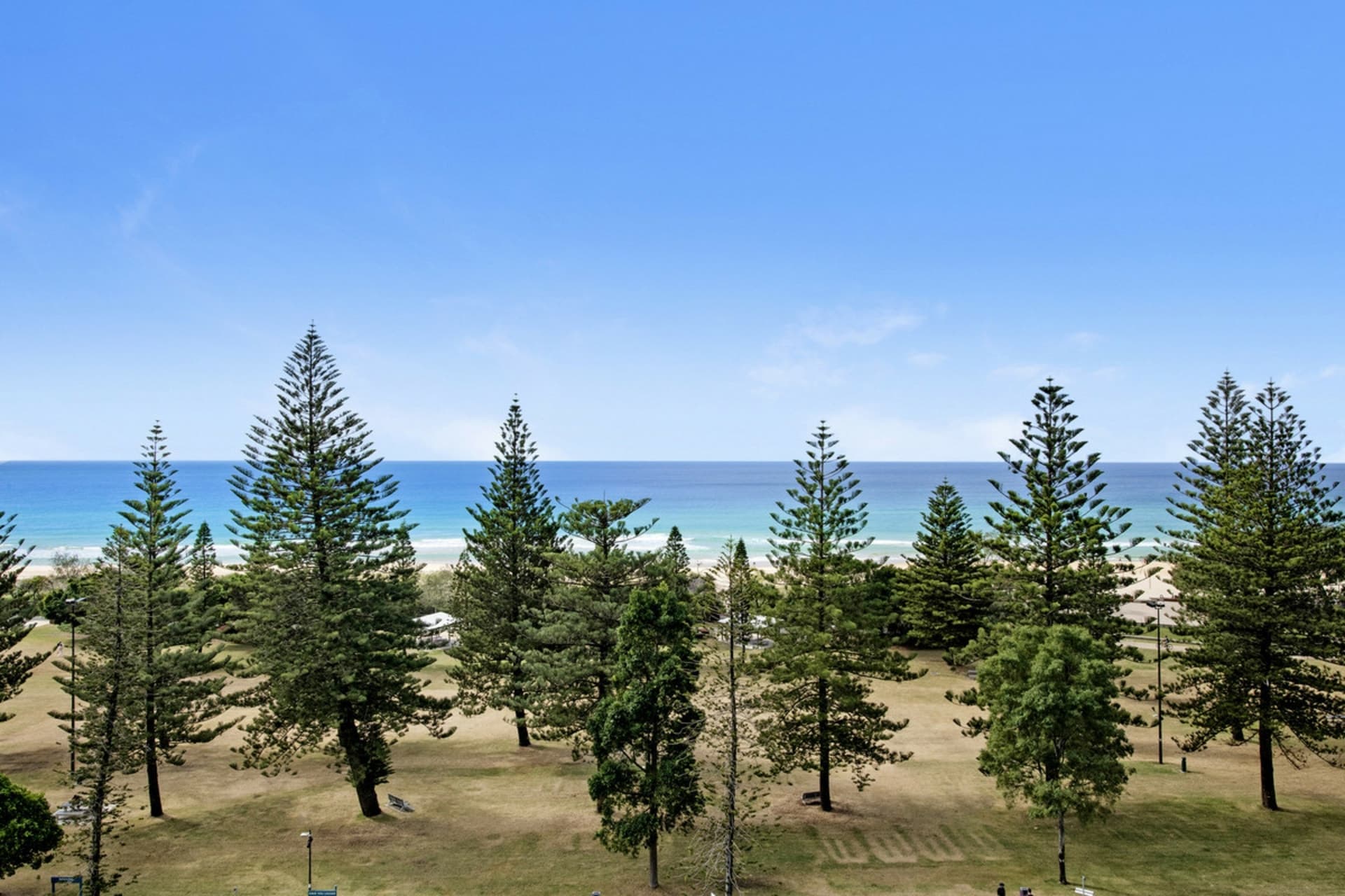 33/155 Old Burleigh Road Broadbeach QLD, Broadbeach - Image 1