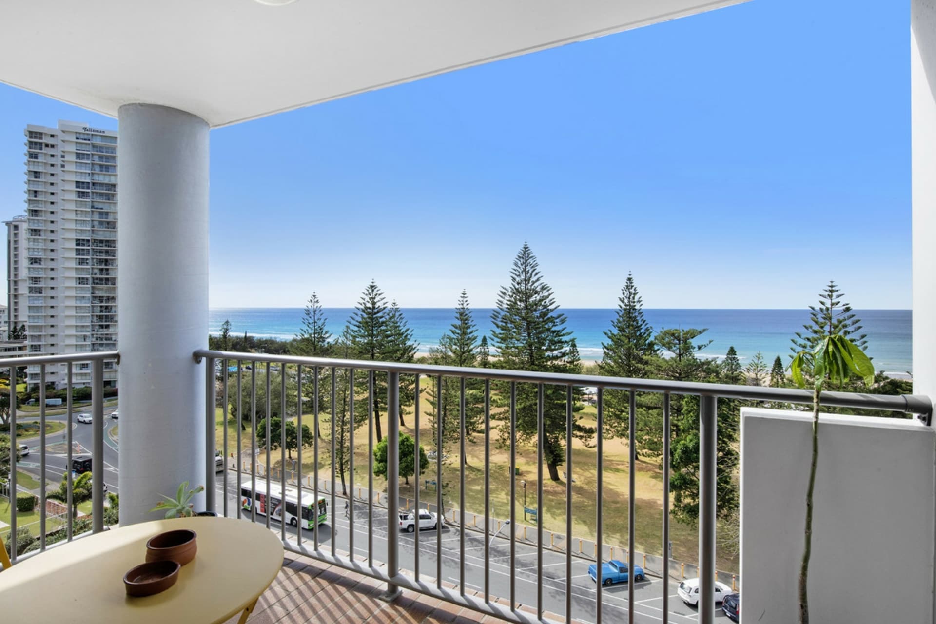 33/155 Old Burleigh Road Broadbeach QLD, Broadbeach - Thumbnail 3