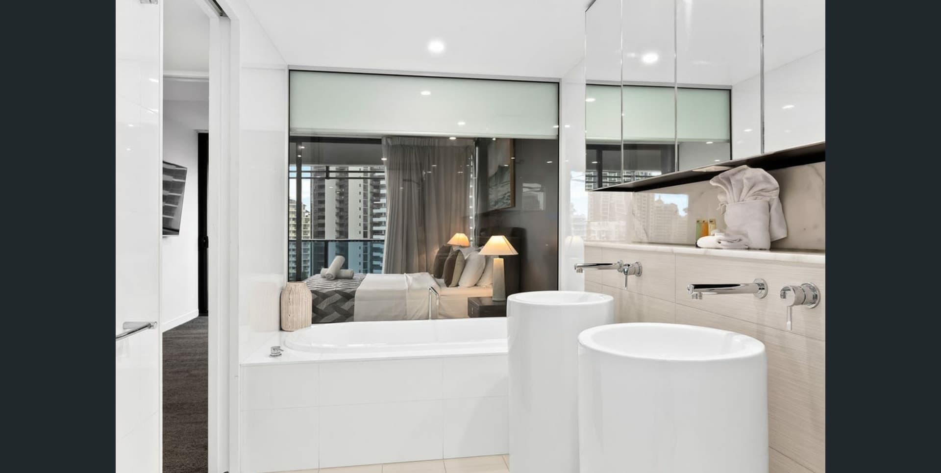 20809/21 Elizabeth Avenue Broadbeach QLD, Broadbeach - Thumbnail 8