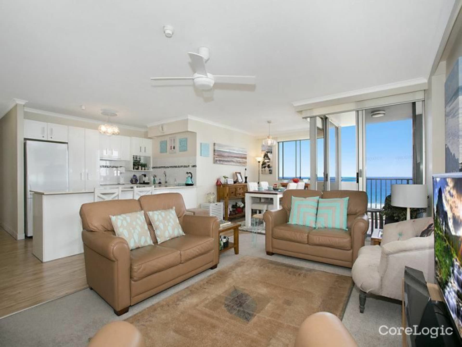 47/155 Old Burleigh Road Broadbeach QLD, Broadbeach - Image 1