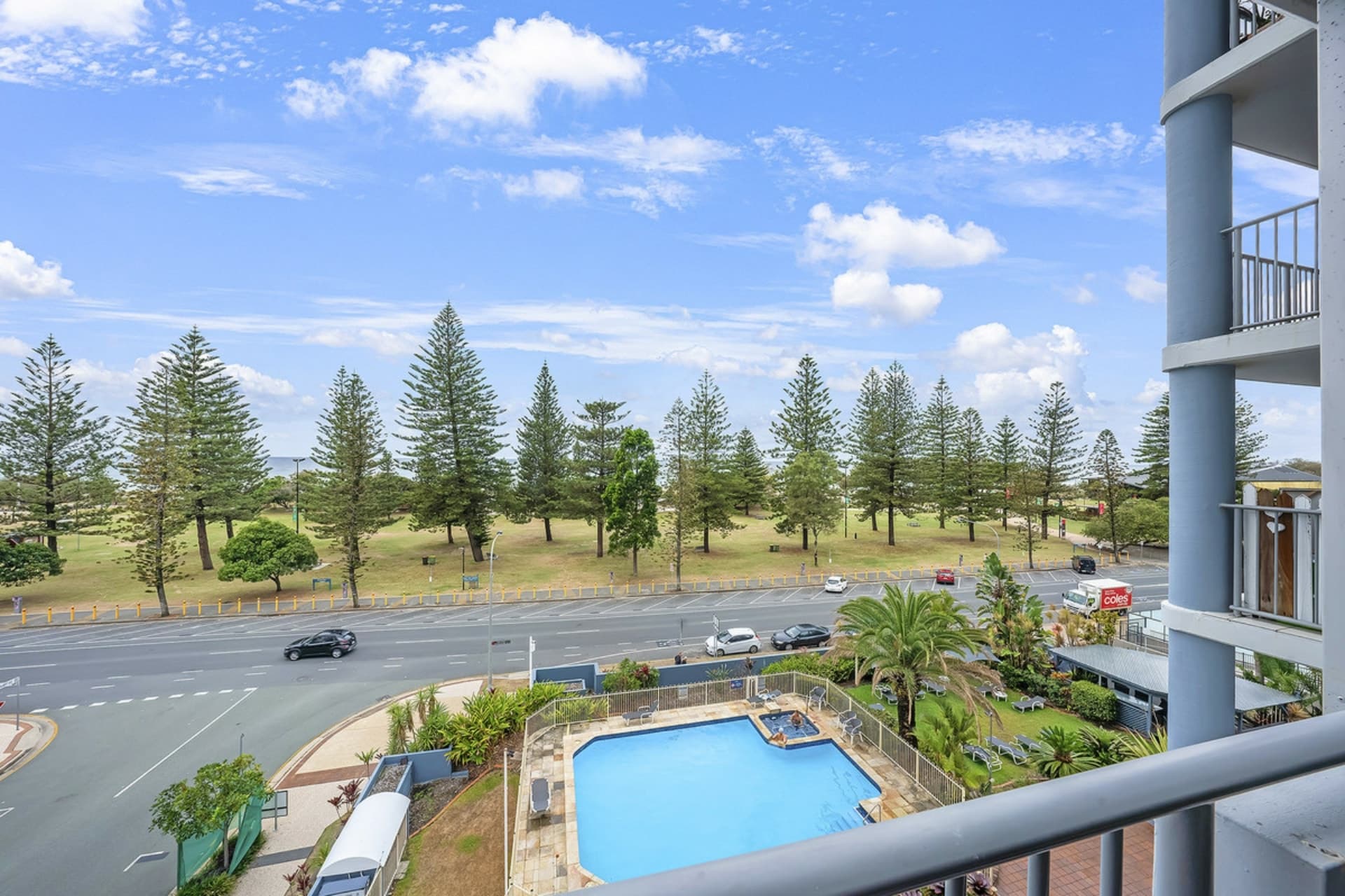 16/155 Old Burleigh Road Broadbeach QLD, Broadbeach - Thumbnail 2