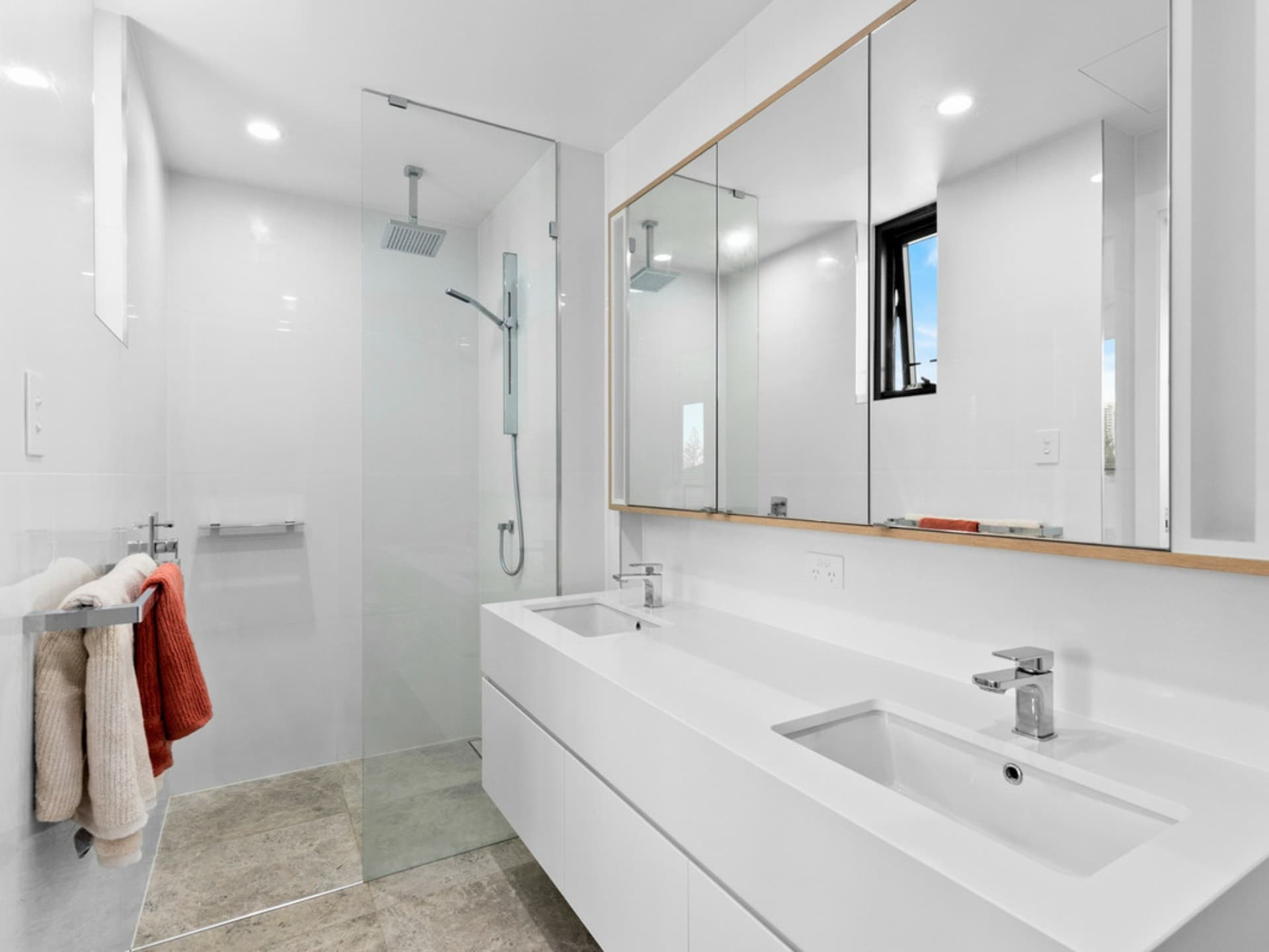 305/95 Old Burleigh Road Broadbeach QLD, Broadbeach - Thumbnail 7