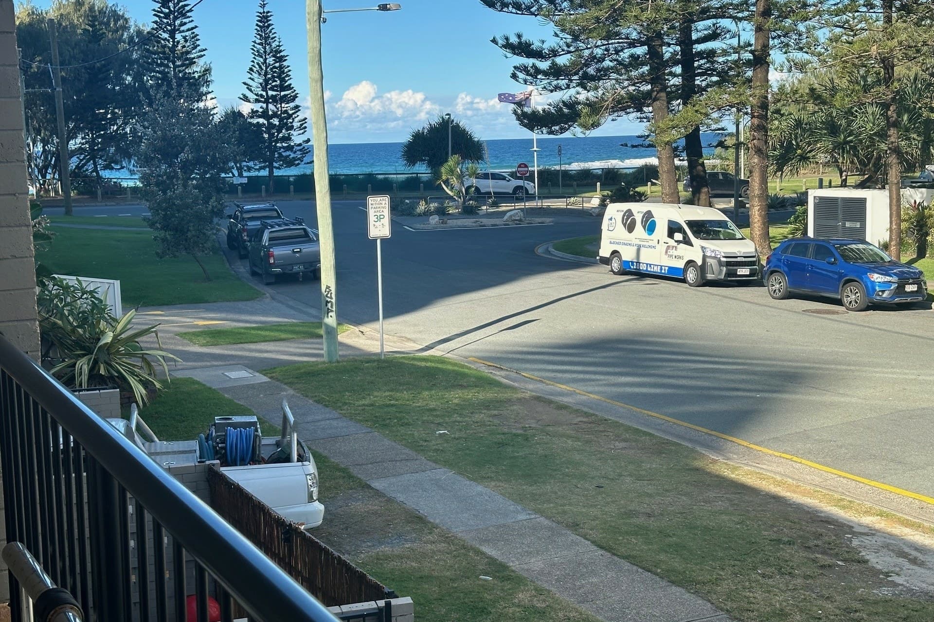 4/118 Old Burleigh Road Broadbeach QLD, Broadbeach - Thumbnail 2