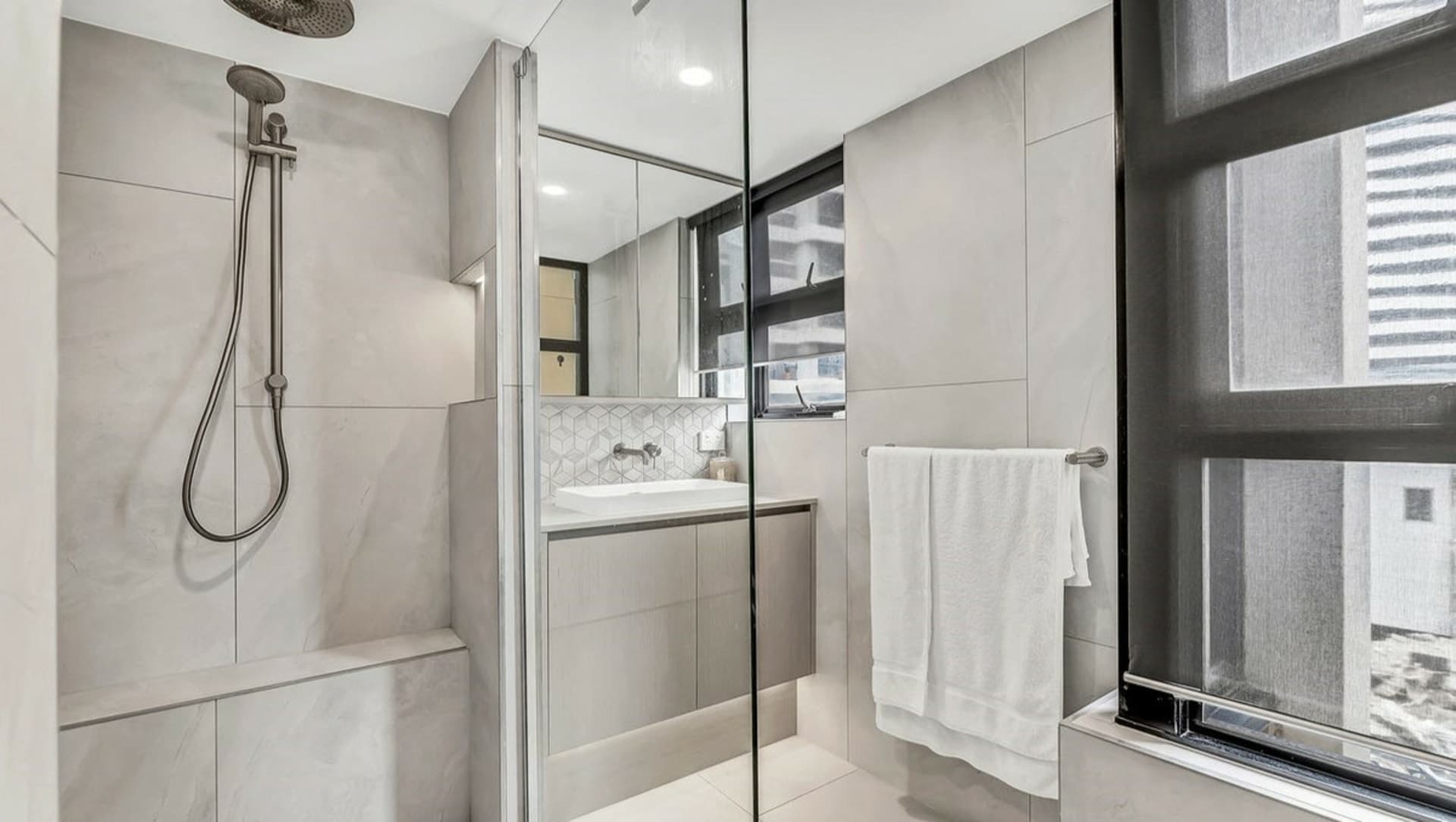 8/10 Albert Avenue Broadbeach QLD, Broadbeach - Thumbnail 8