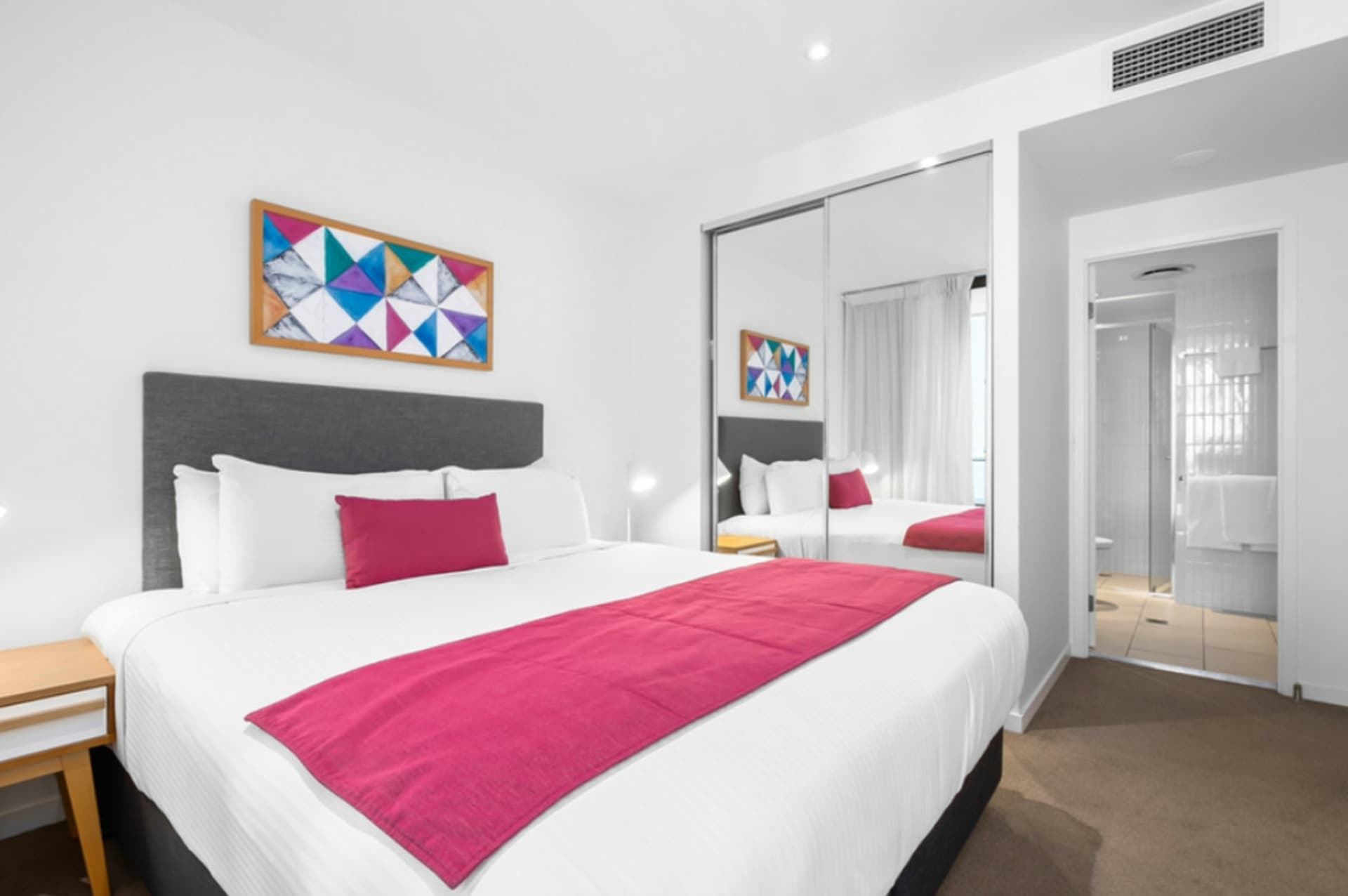 2102/2663 Gold Coast Highway Broadbeach QLD, Broadbeach - Thumbnail 2
