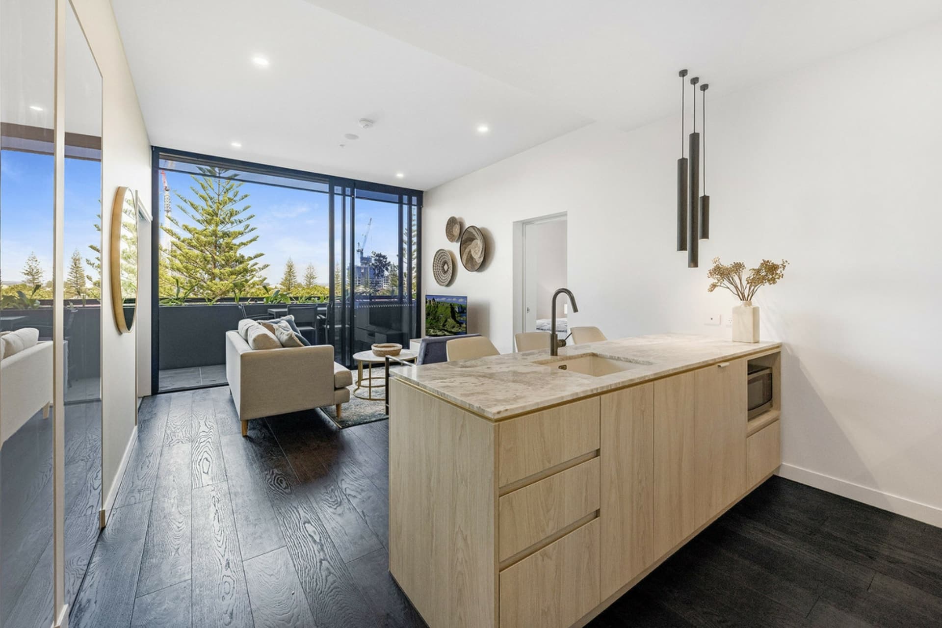303/185 Old Burleigh Road Broadbeach QLD, Broadbeach - Thumbnail 4
