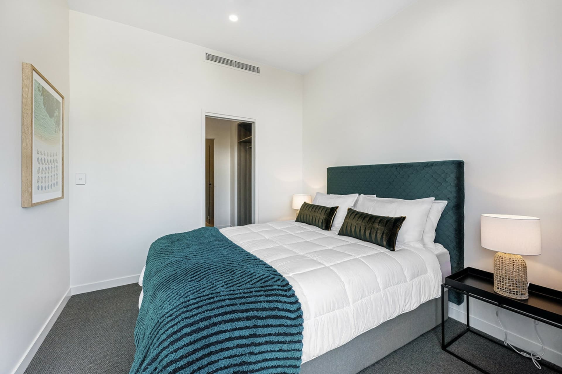 303/185 Old Burleigh Road Broadbeach QLD, Broadbeach - Thumbnail 6
