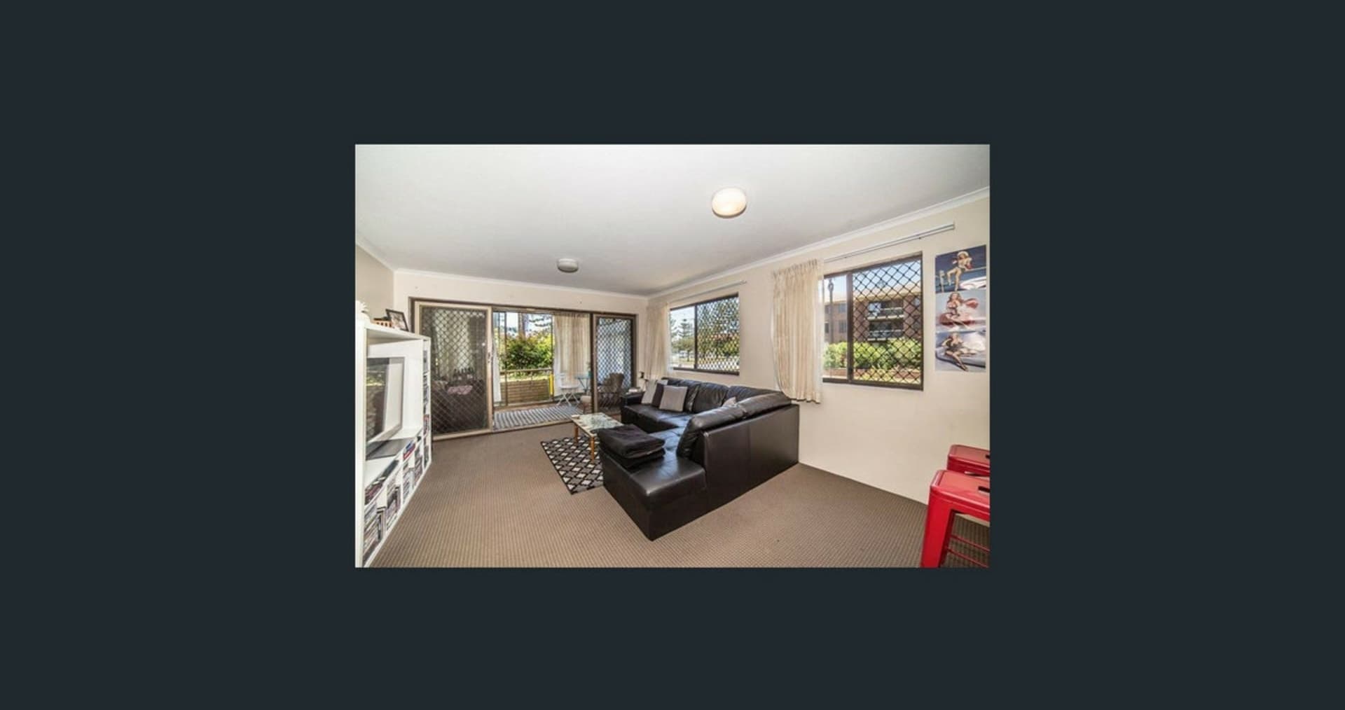 2/152 Surf Parade Broadbeach QLD, Broadbeach - Image 1