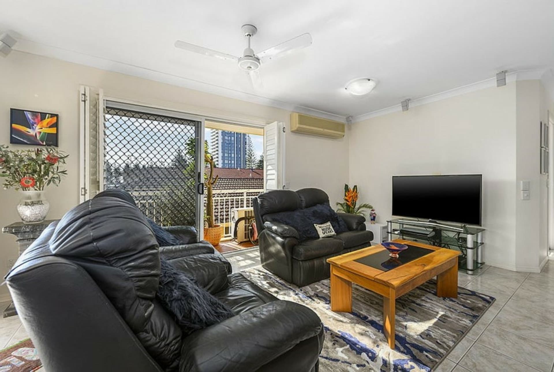 6/37 Chelsea Avenue Broadbeach QLD, Broadbeach - Thumbnail 4