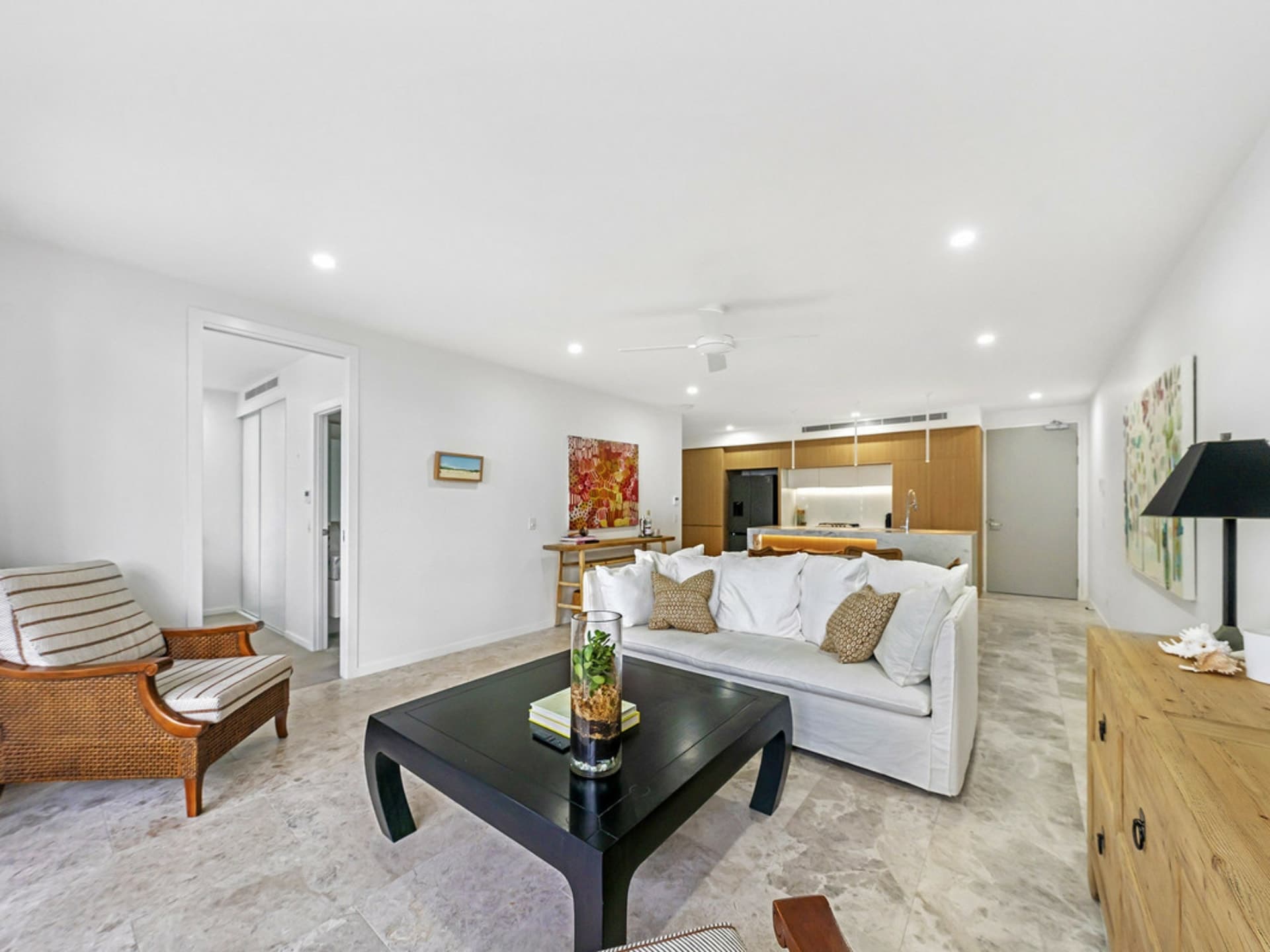 502/95 Old Burleigh Road Broadbeach QLD, Broadbeach - Thumbnail 3
