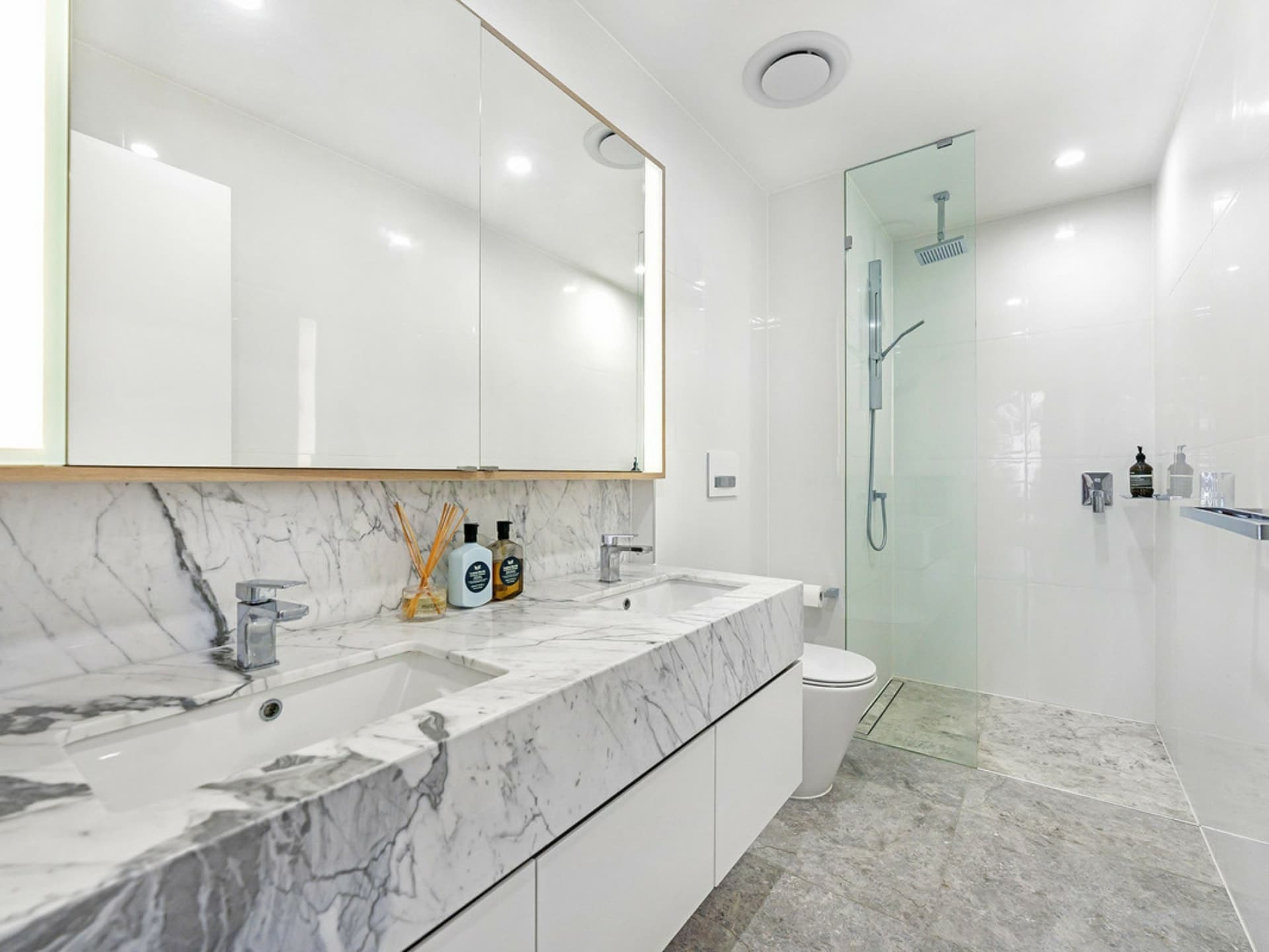 502/95 Old Burleigh Road Broadbeach QLD, Broadbeach - Thumbnail 8