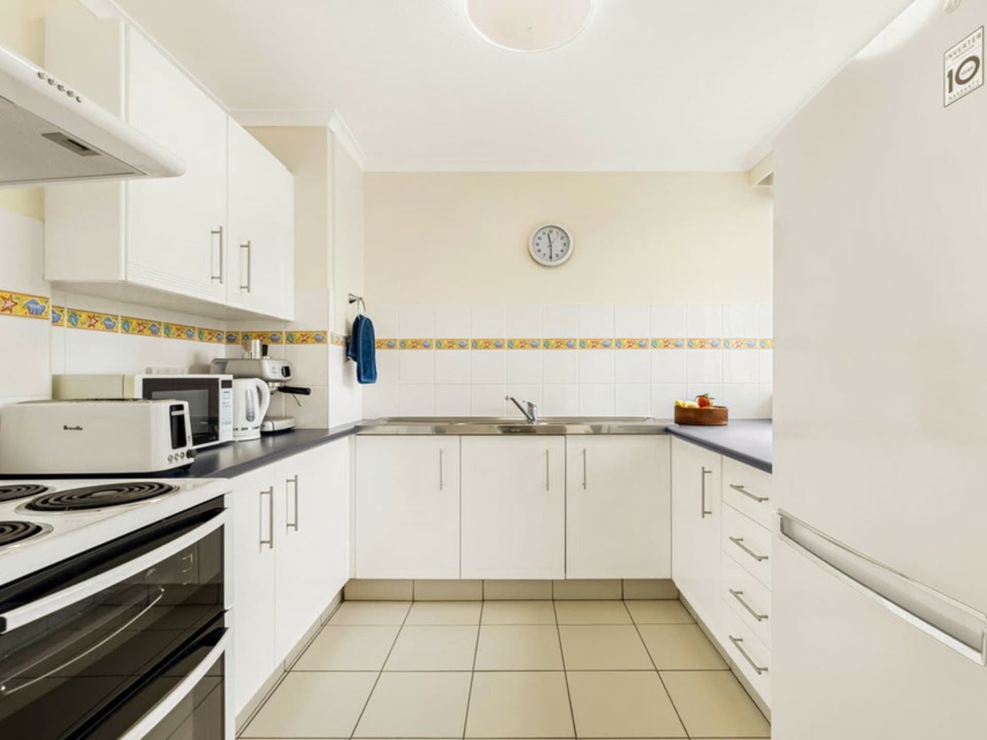 5/155 Old Burleigh Road Broadbeach QLD, Broadbeach - Thumbnail 2