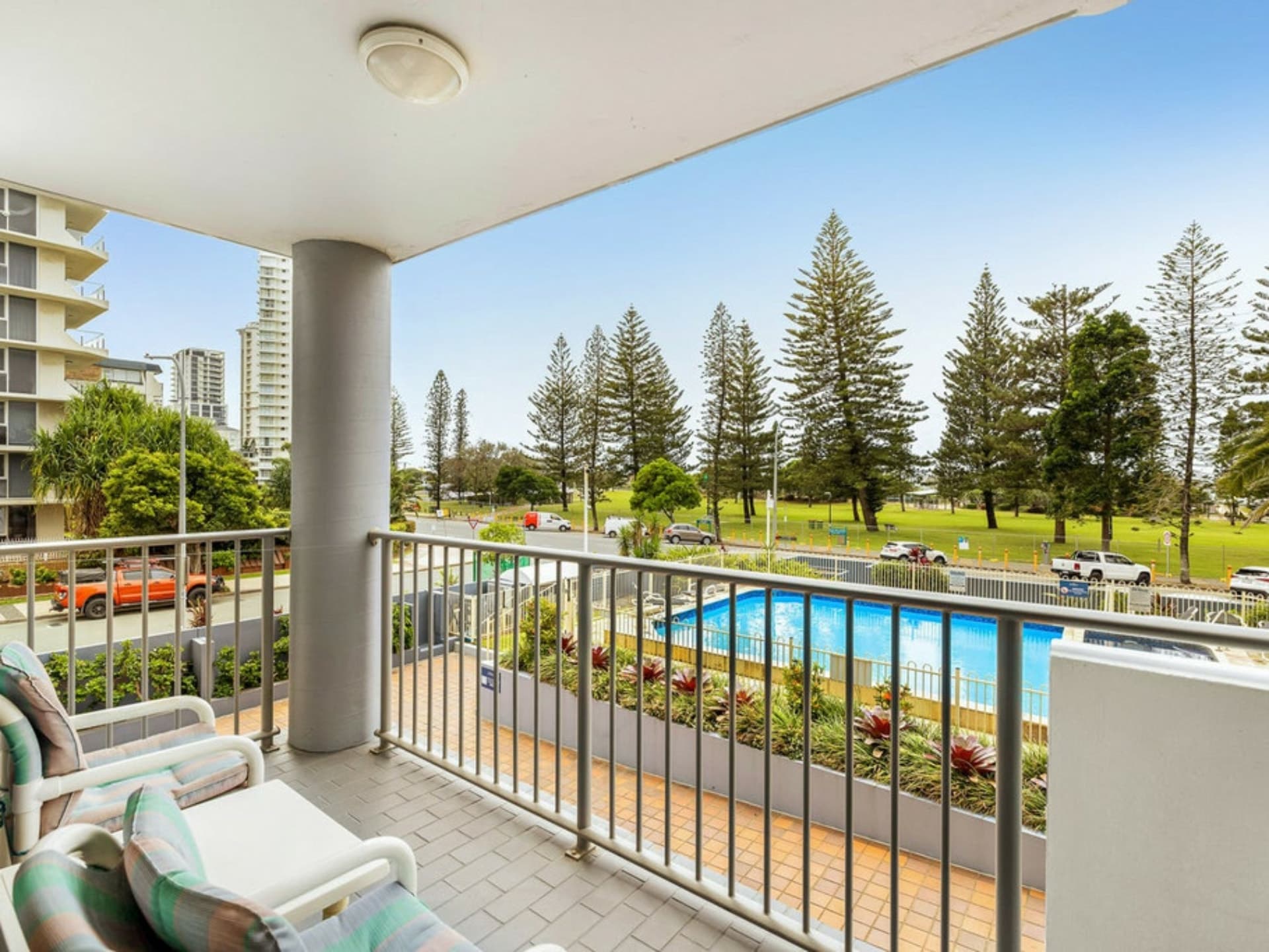 5/155 Old Burleigh Road Broadbeach QLD, Broadbeach - Thumbnail 8