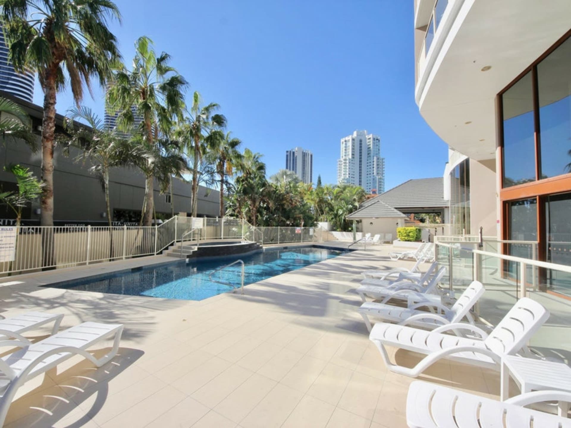 904/42 Surf Parade Broadbeach QLD, Broadbeach - Thumbnail 4