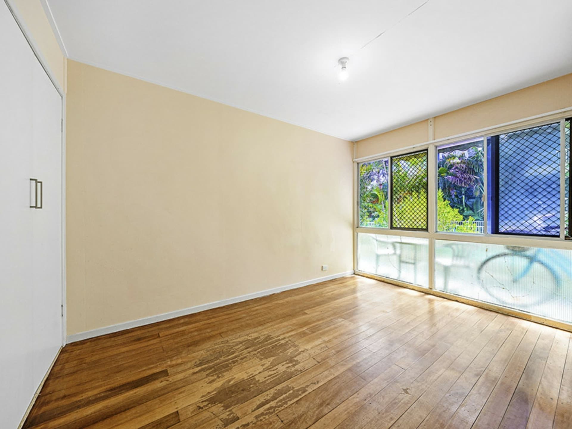 4/11 Anne Avenue Broadbeach QLD, Broadbeach - Thumbnail 4