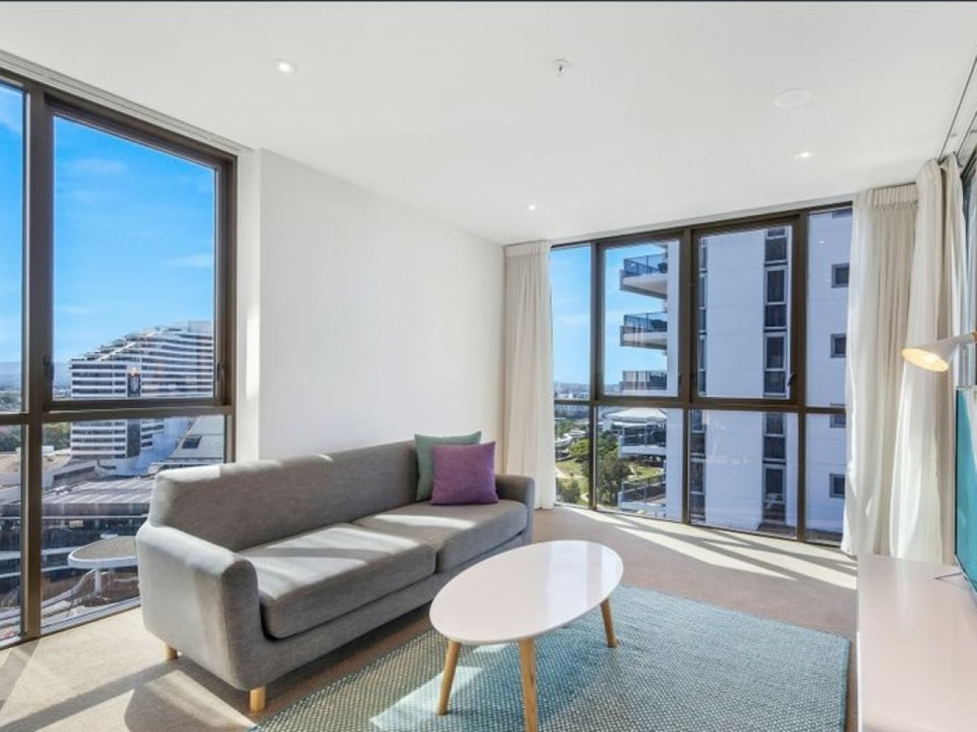 1602/2663 Gold Coast Highway Broadbeach QLD, Broadbeach - Thumbnail 3