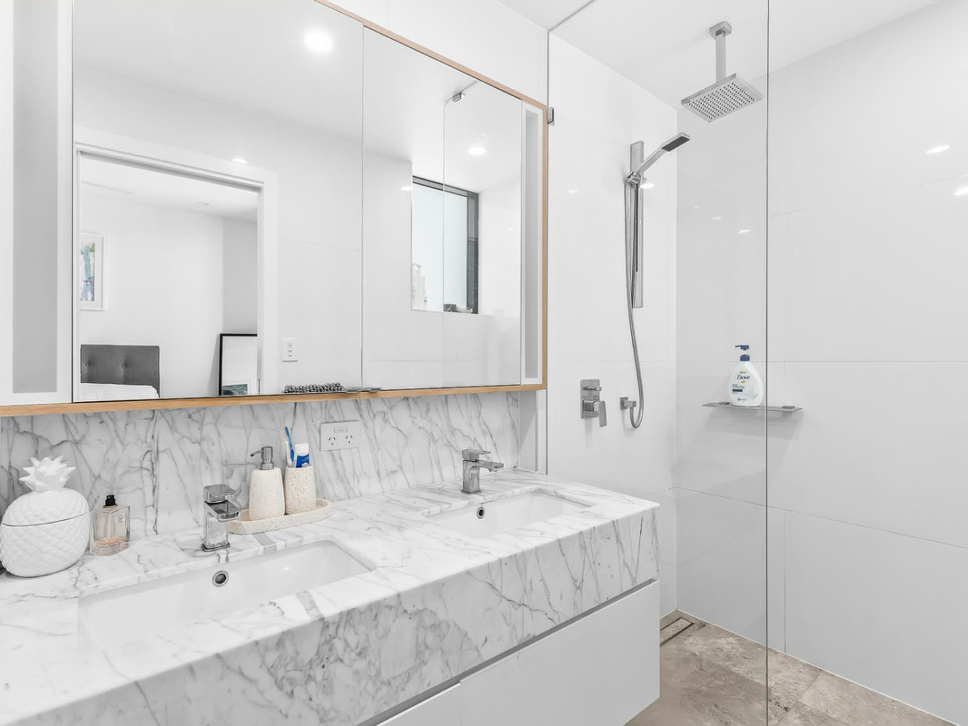 704/95 Old Burleigh Road Broadbeach QLD, Broadbeach - Thumbnail 7