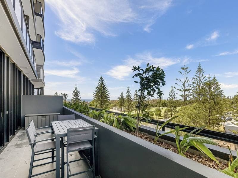 303/185 Old Burleigh Road Broadbeach QLD, Broadbeach - Thumbnail 7