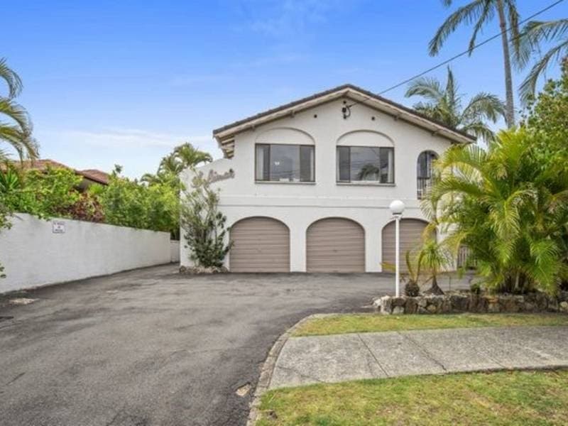 3/35 Armrick Avenue Broadbeach QLD, Broadbeach - Thumbnail 2